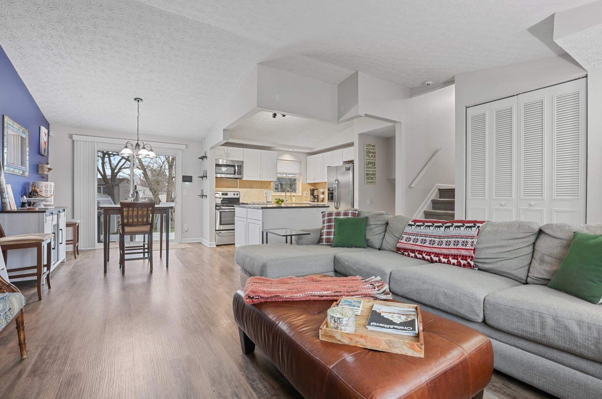 6392 Thrasher Loop, Westerville OH  43081-3730 exterior