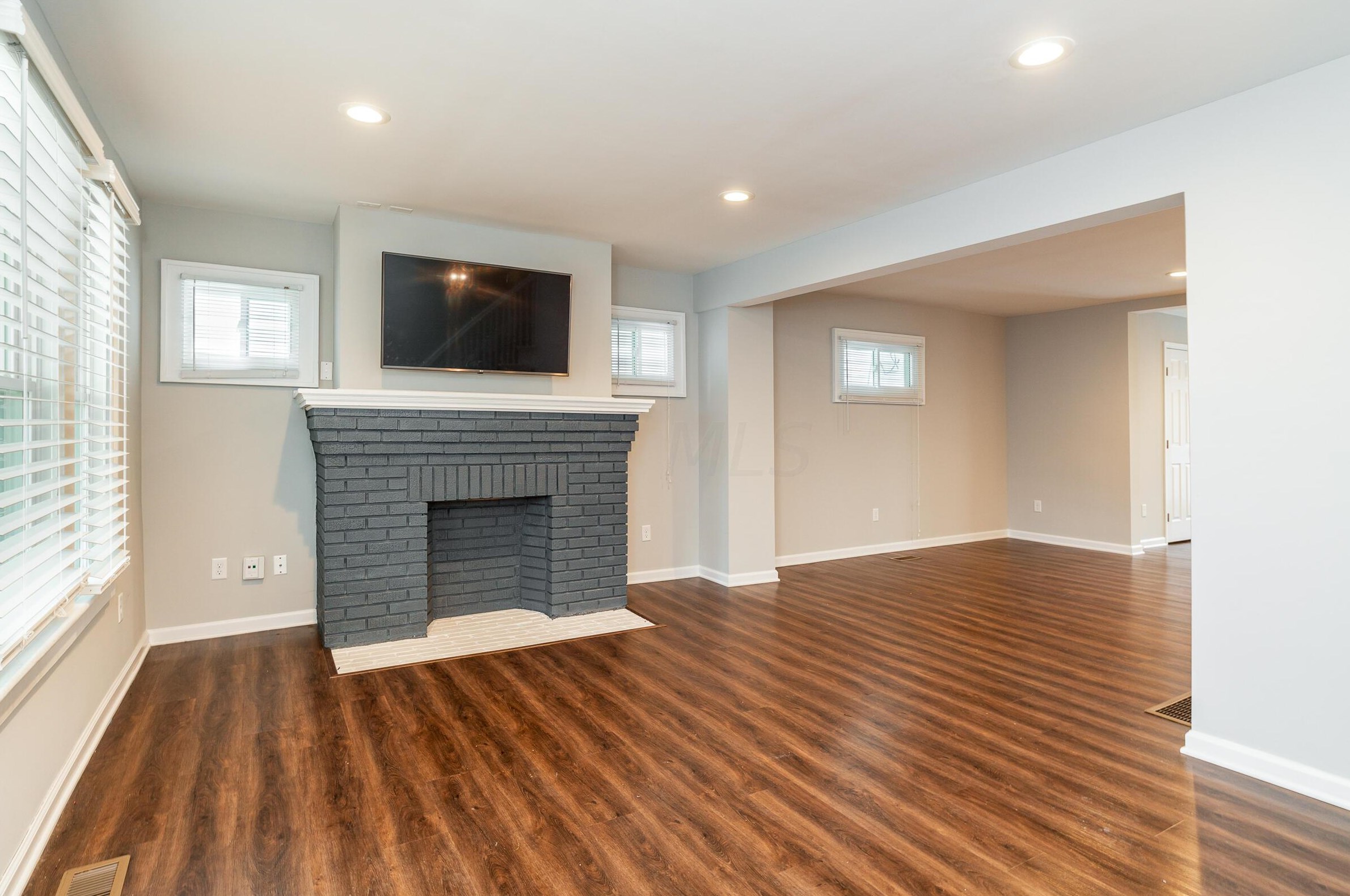 874 Carpenter St, Columbus OH  43206-2425 exterior