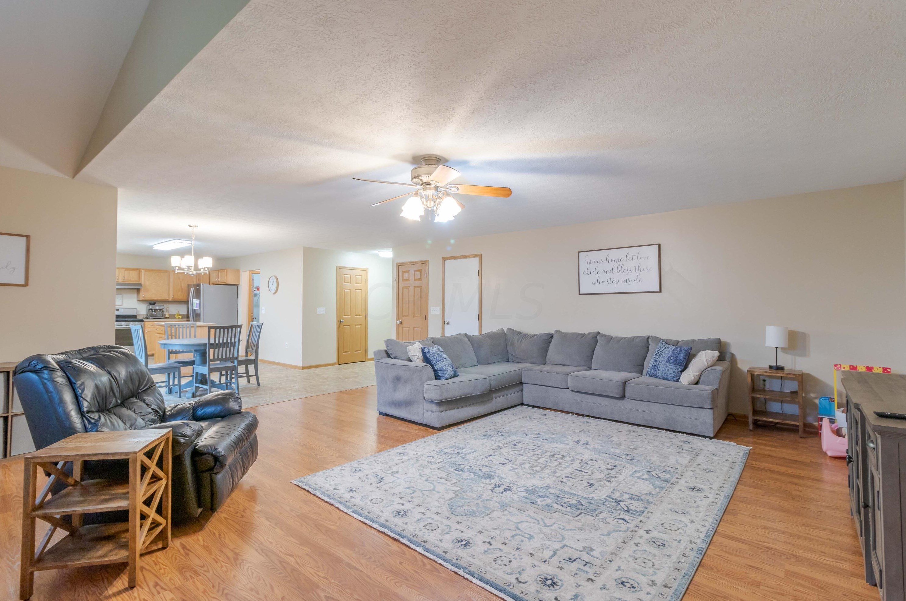 1892 Wind River Dr, Lancaster OH  43130-8017 exterior