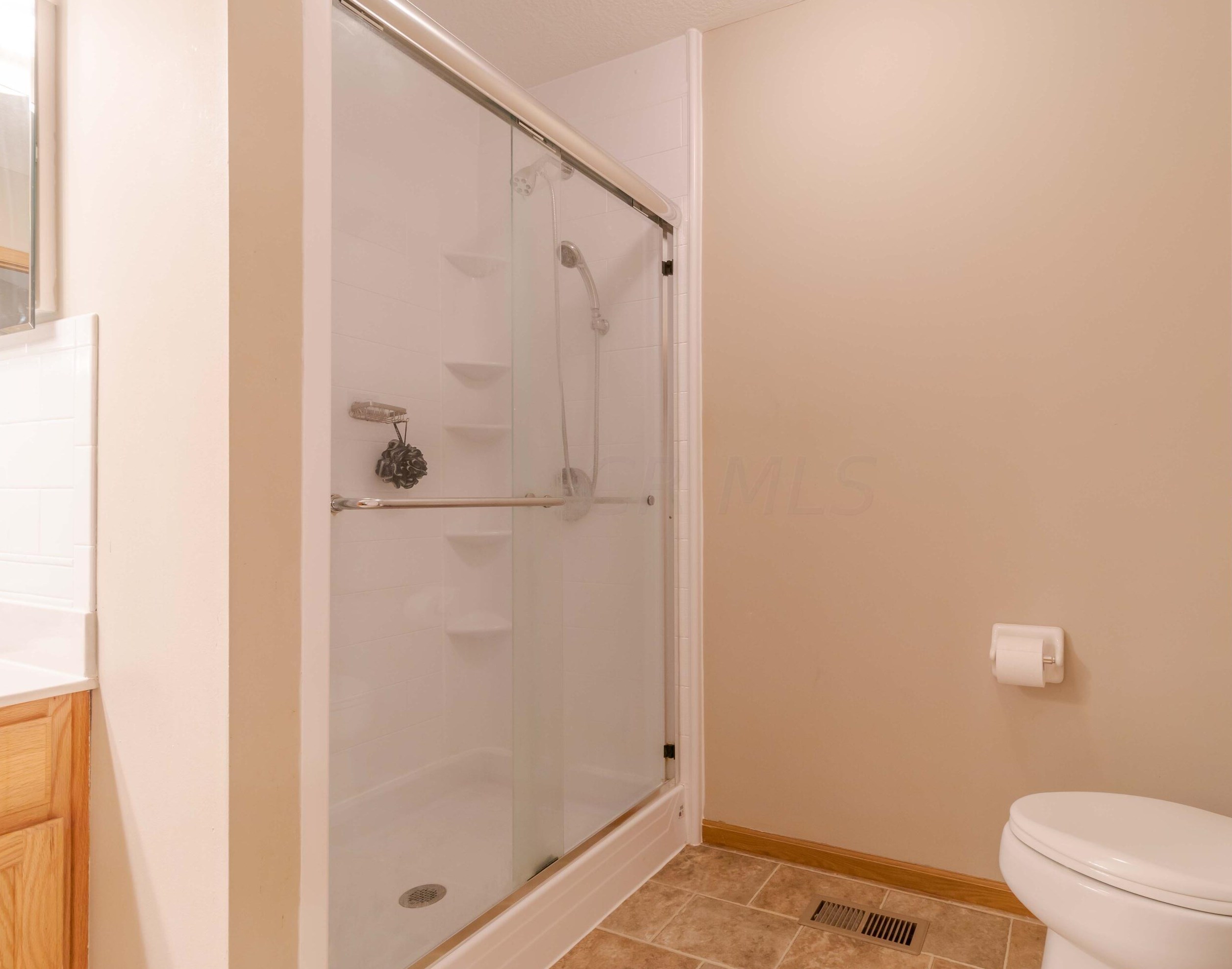 1892 Wind River Dr, Lancaster OH  43130-8017 exterior