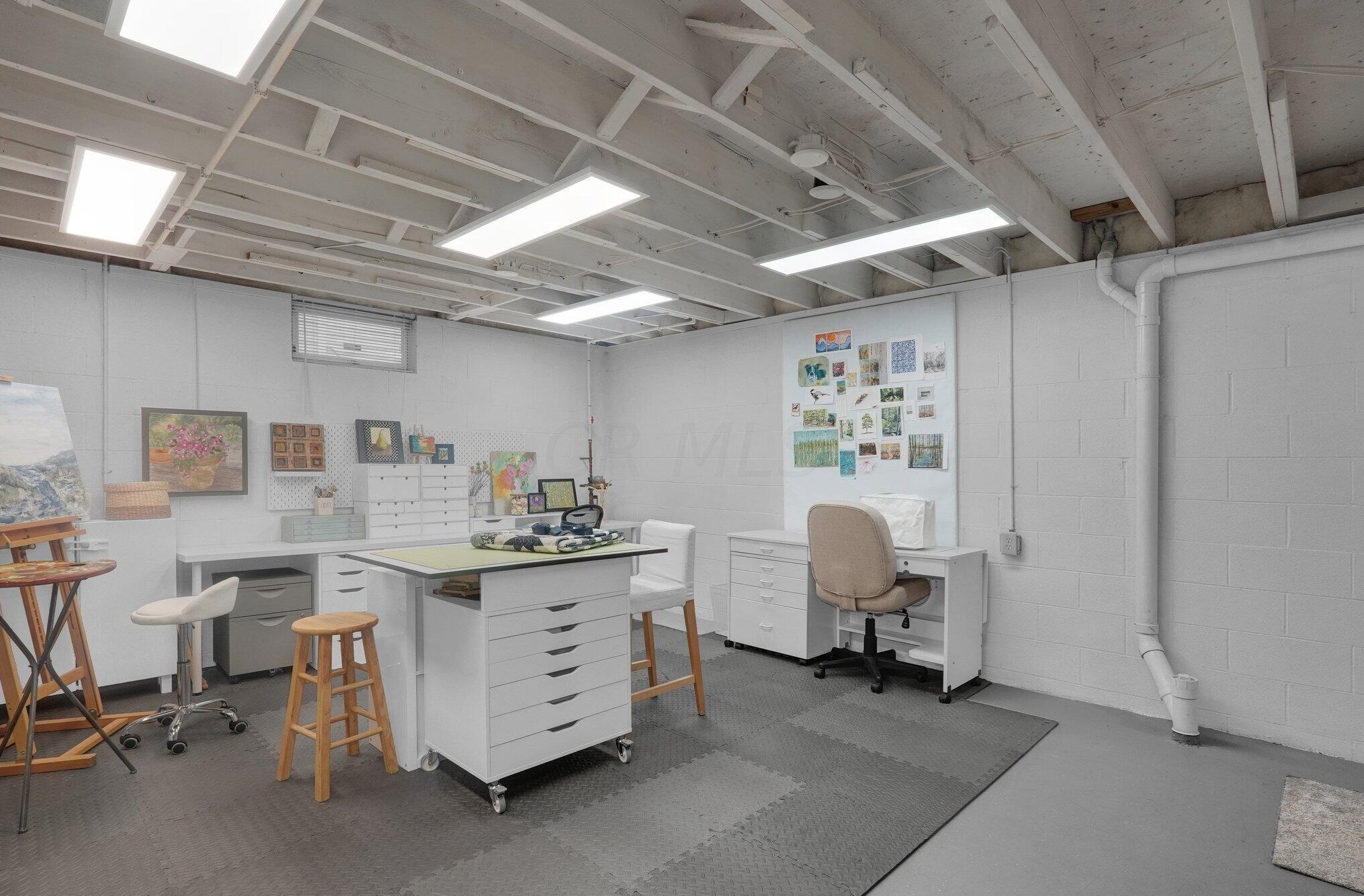 9226 Prestwick Grn Dr, Columbus OH 43240-2137 exterior