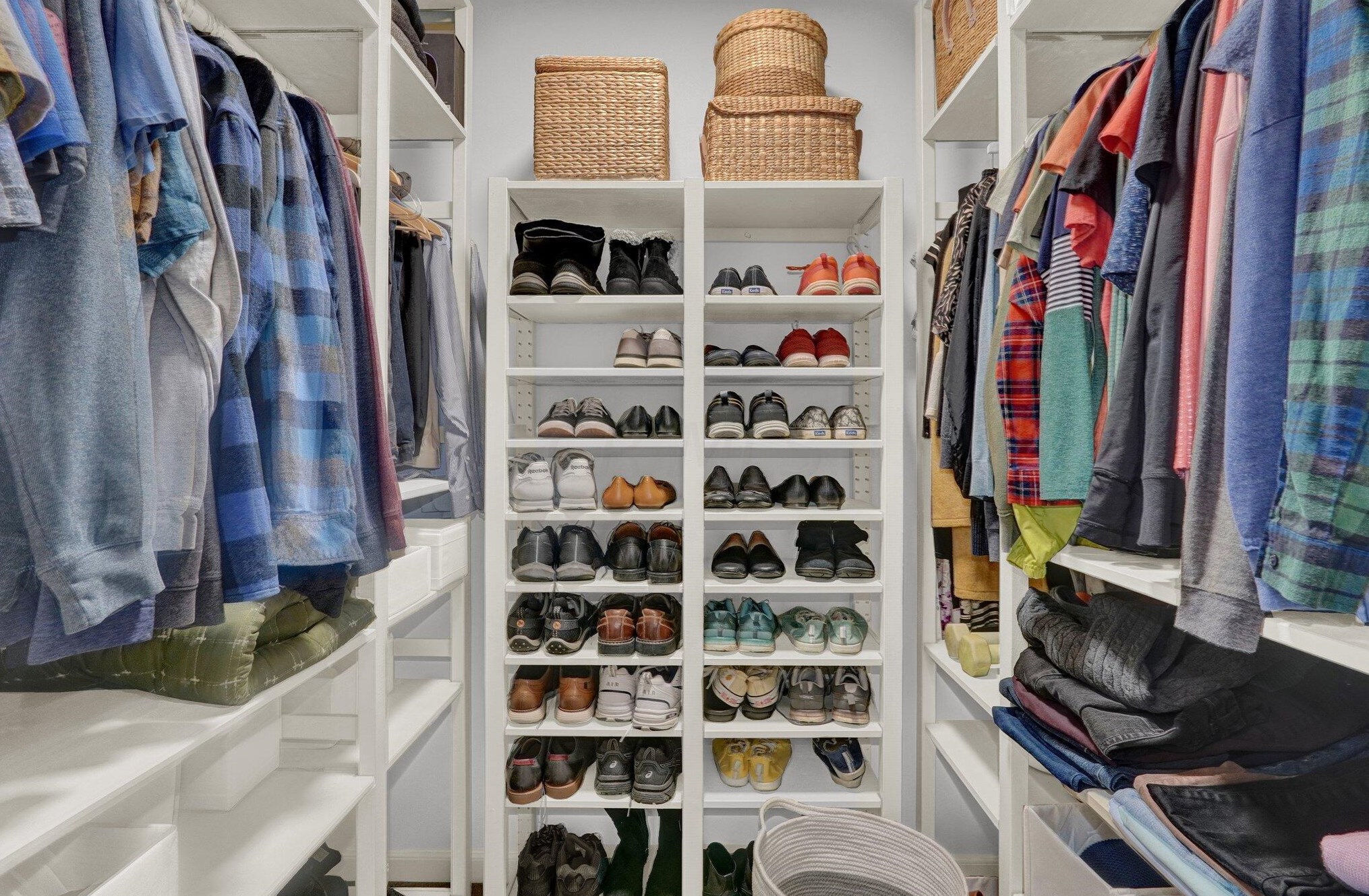 9226 Prestwick Grn Dr, Columbus OH 43240-2137 exterior