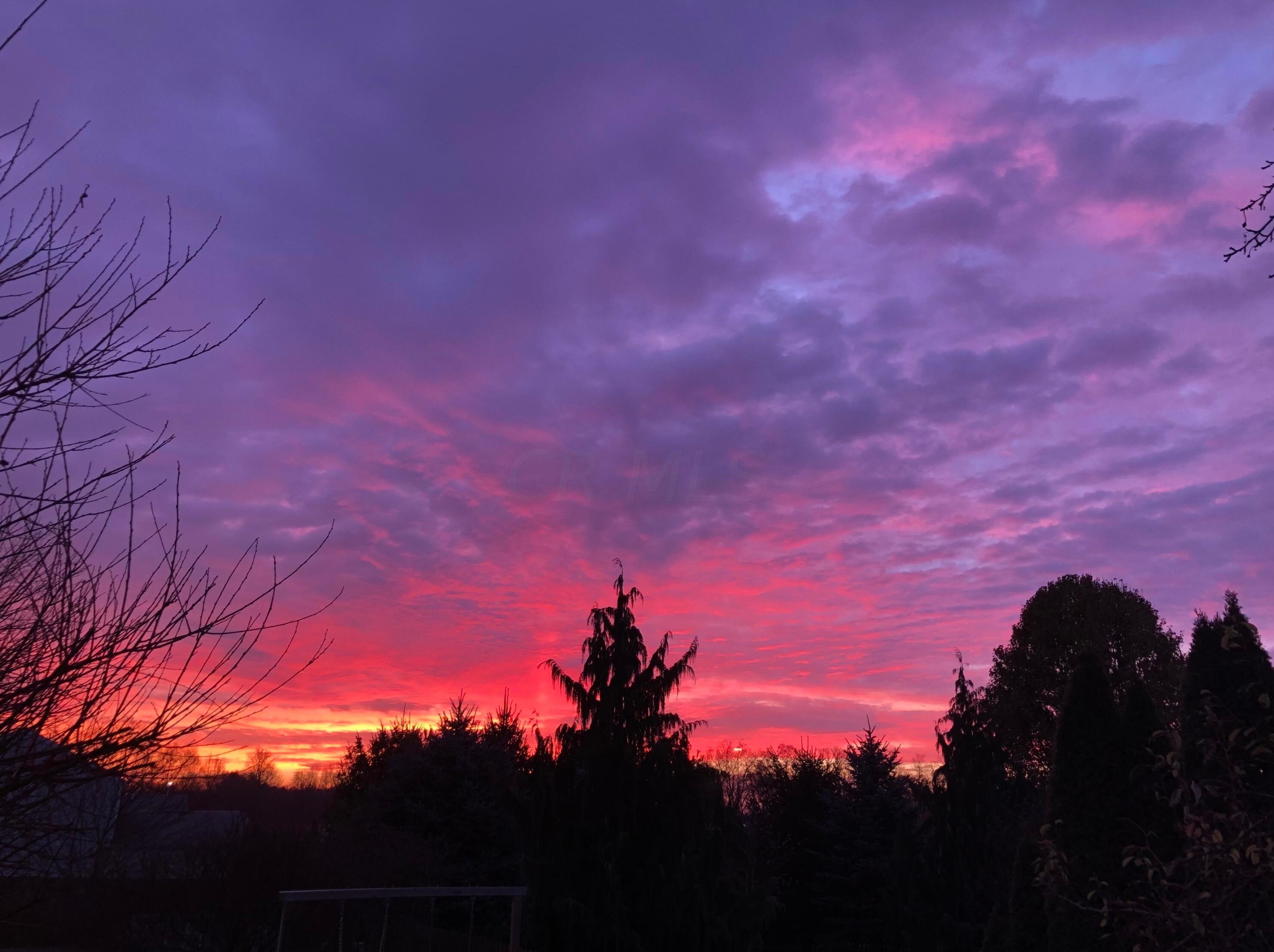 9226 Prestwick Grn Dr, Columbus OH 43240-2137 exterior