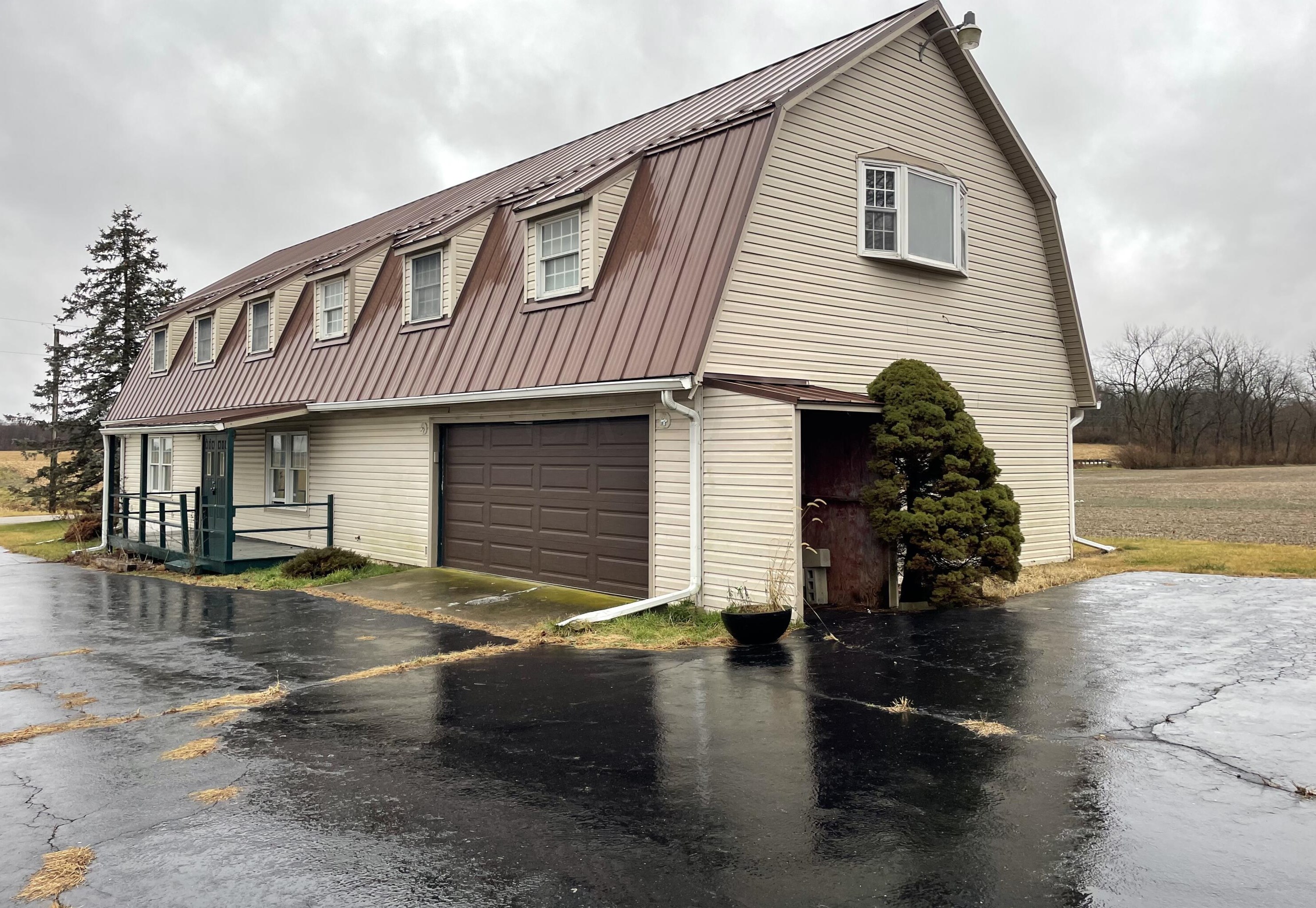 7319 Old Us 35, Washington Ch OH  43160-9215 exterior