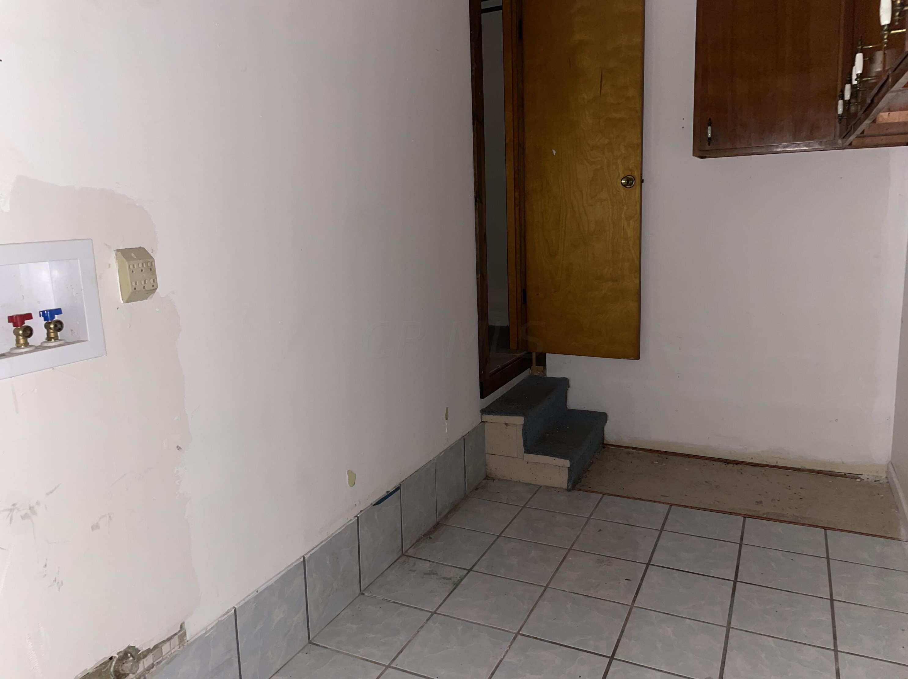 7319 Old Us 35, Washington Ch OH  43160-9215 exterior