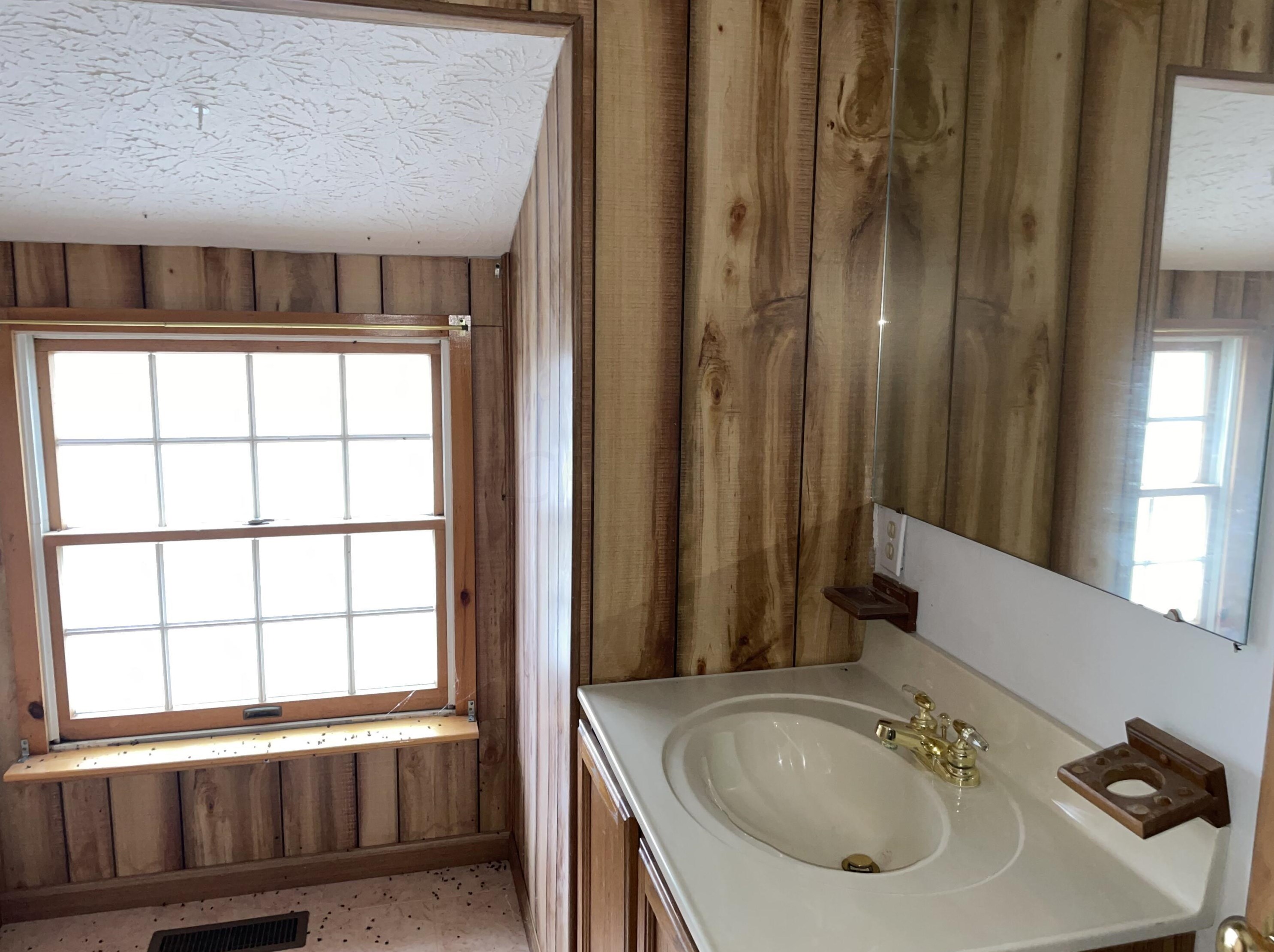 7319 Old Us 35, Washington Ch OH  43160-9215 exterior