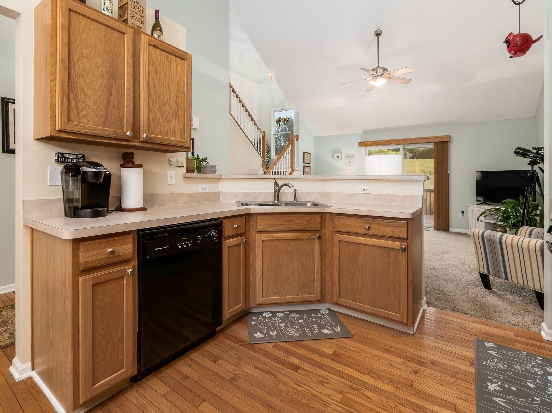 438 Wooster St, Pickerington OH  43147-9366 exterior