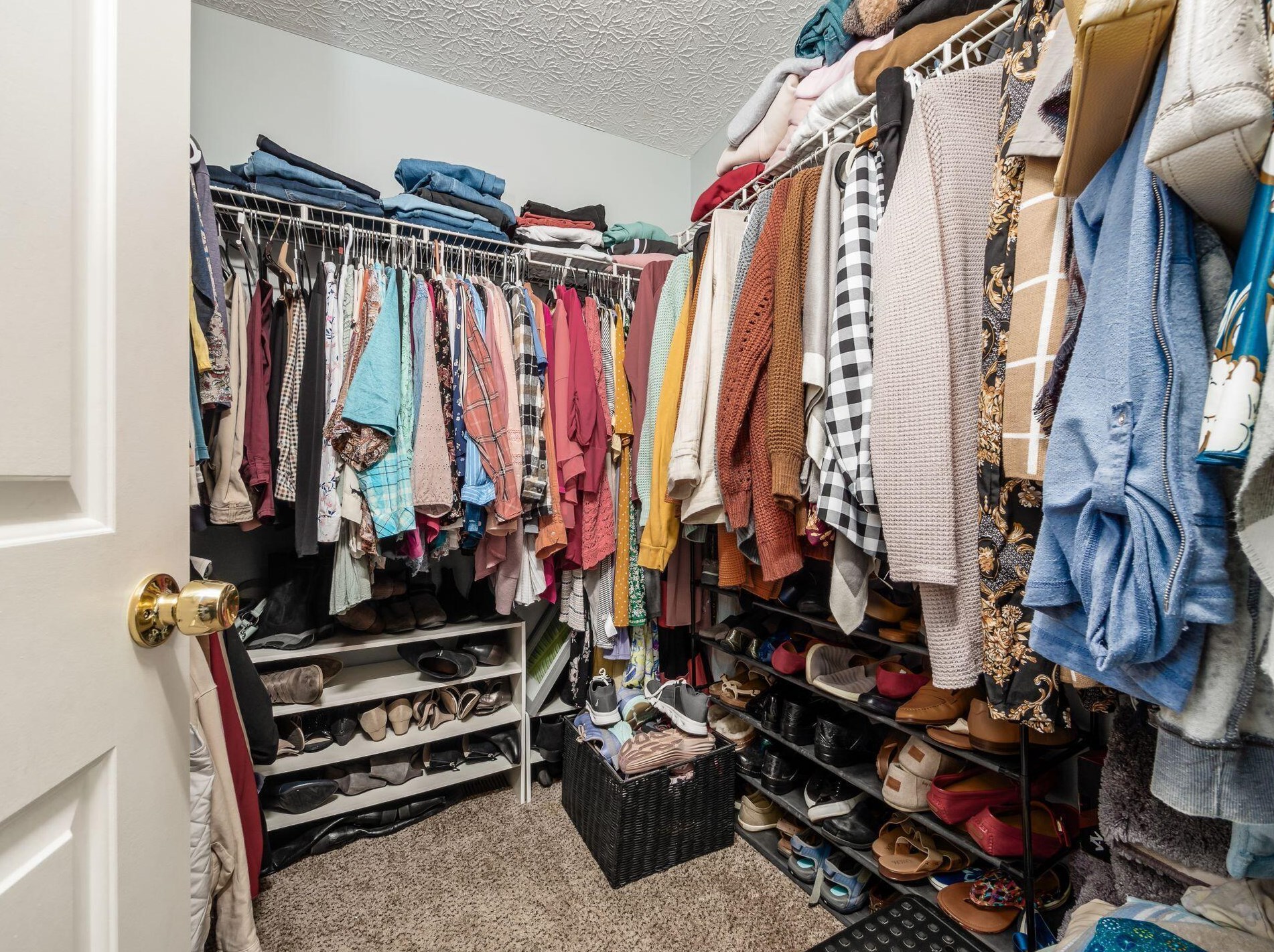 438 Wooster St, Pickerington OH  43147-9366 exterior