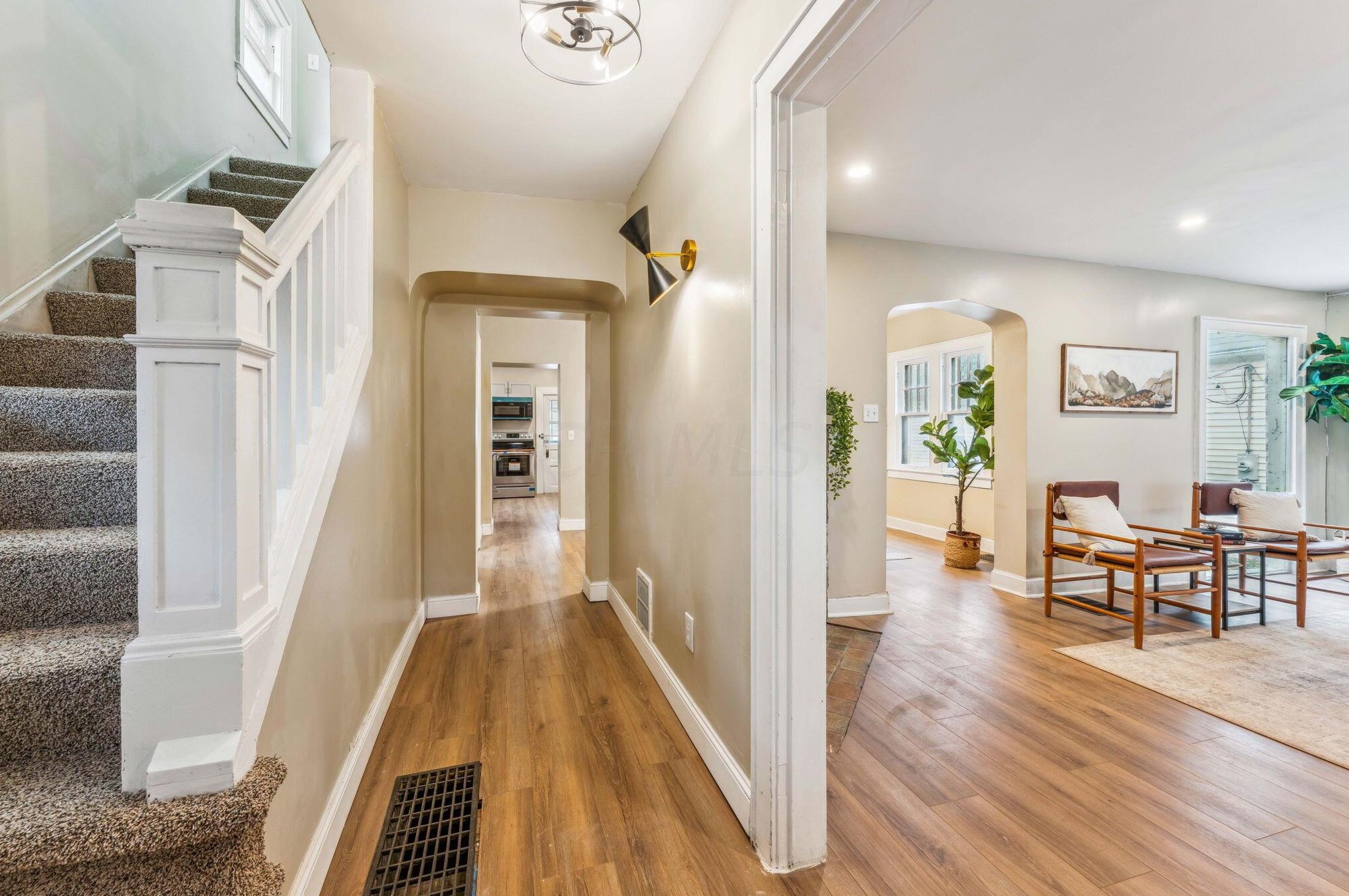 1700 Bide A Wee Park Ave, Columbus OH 43205-3039 exterior