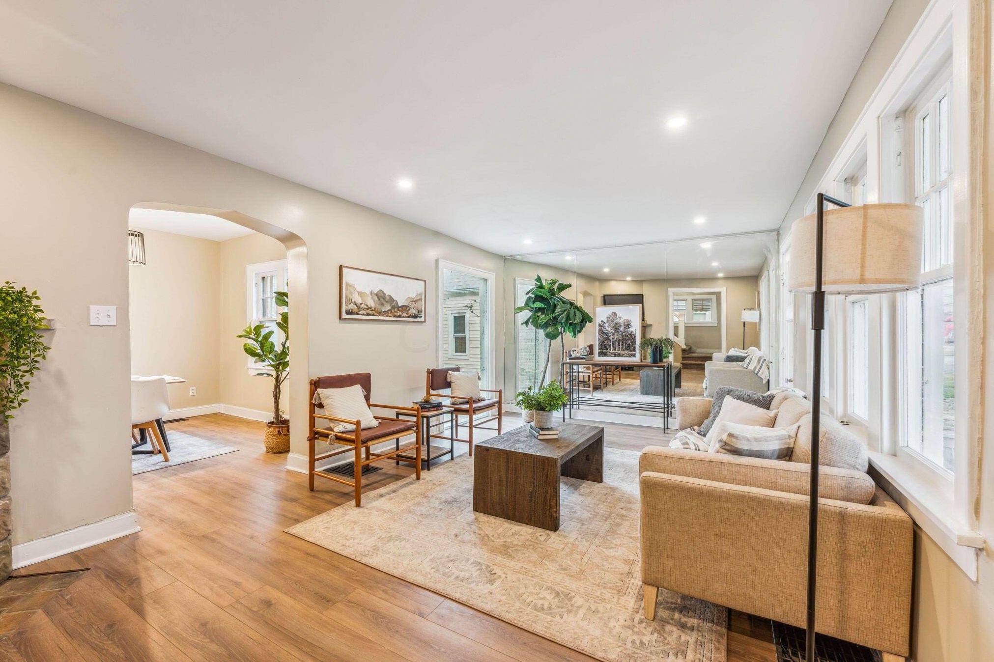 1700 Bide A Wee Park Ave, Columbus OH 43205-3039 exterior