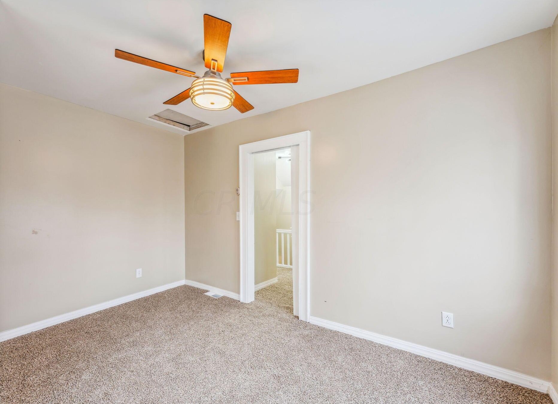 1700 Bide A Wee Park Ave, Columbus OH 43205-3039 exterior