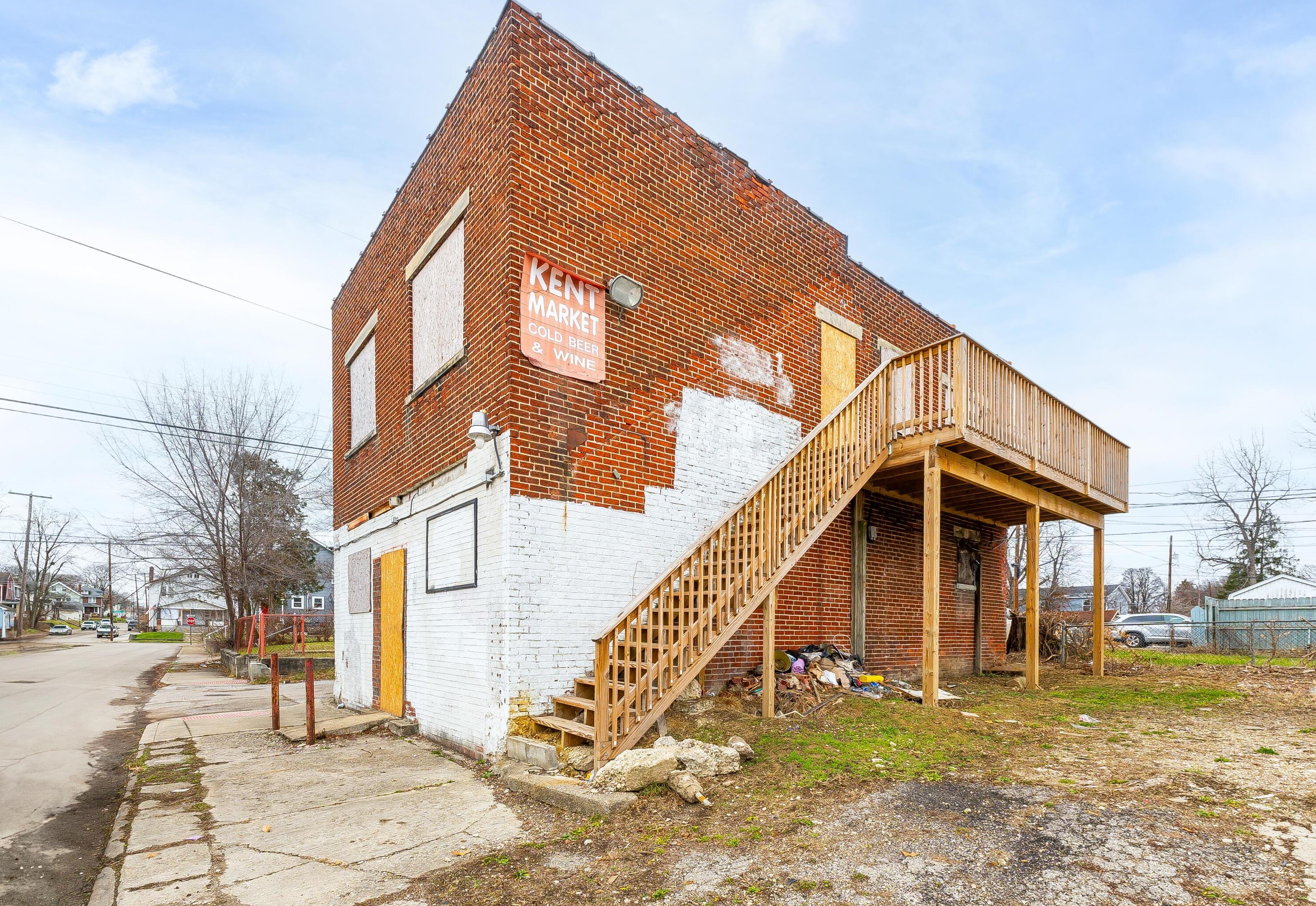 1656 Kent St, Columbus OH  43205-3005 exterior