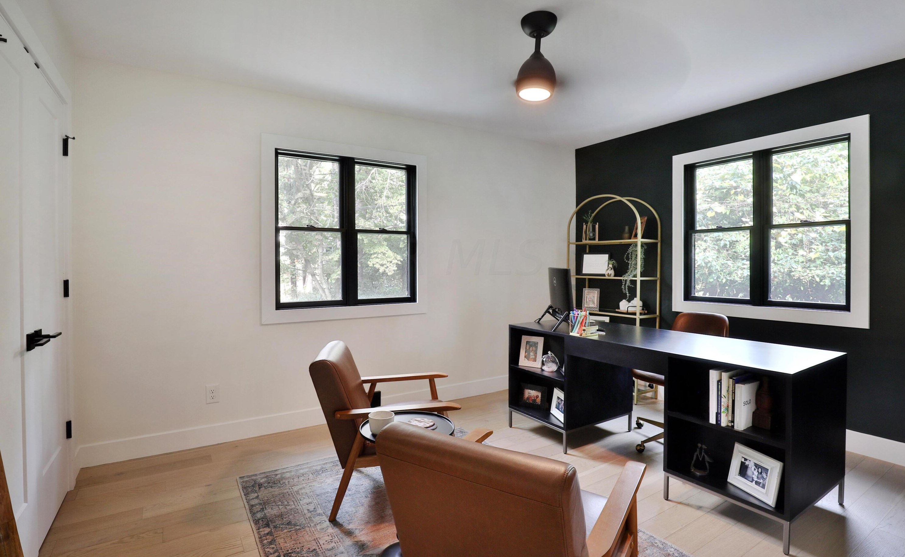 217 Canyon Dr, Columbus OH  43214-3105 exterior