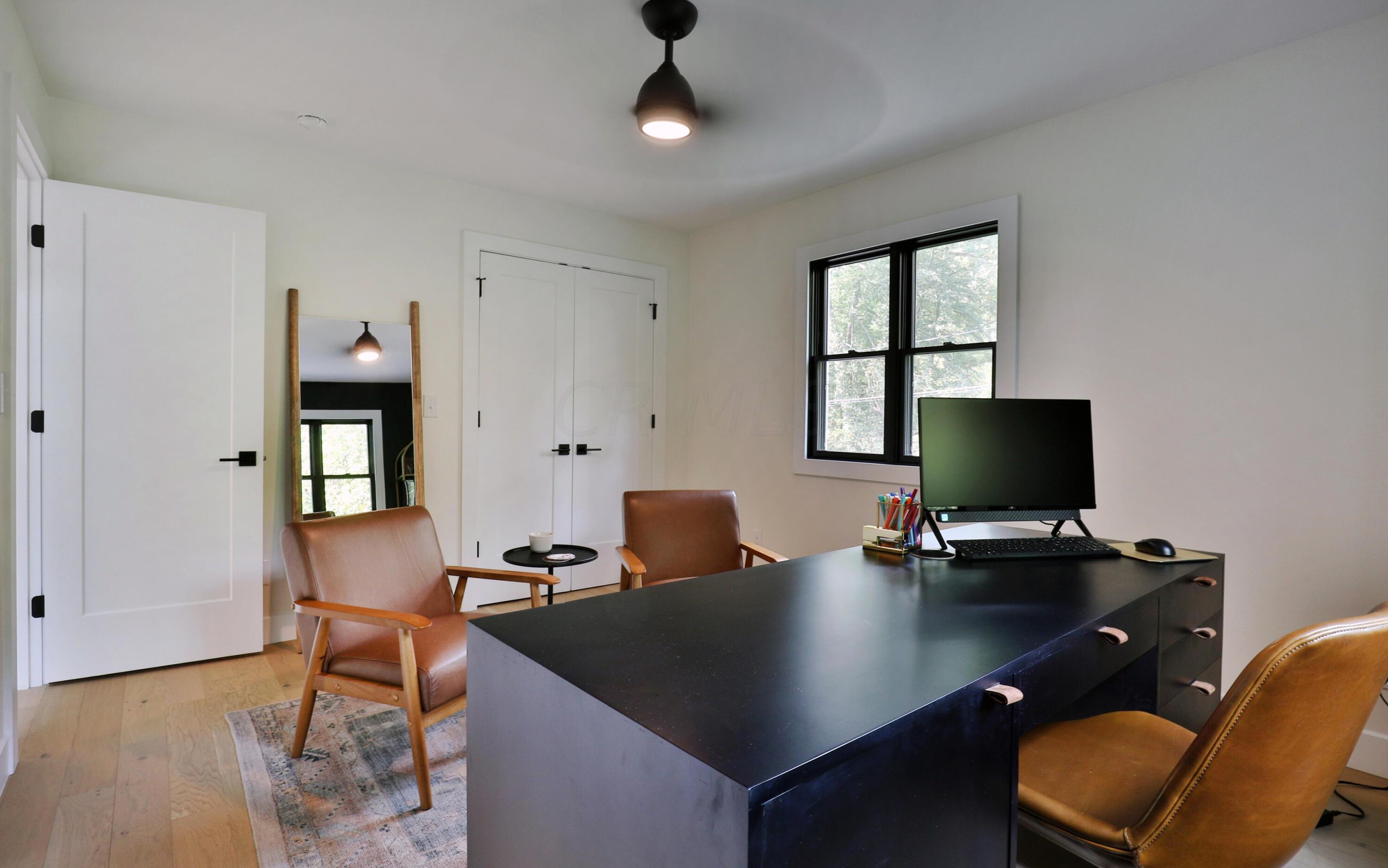 217 Canyon Dr, Columbus OH  43214-3105 exterior