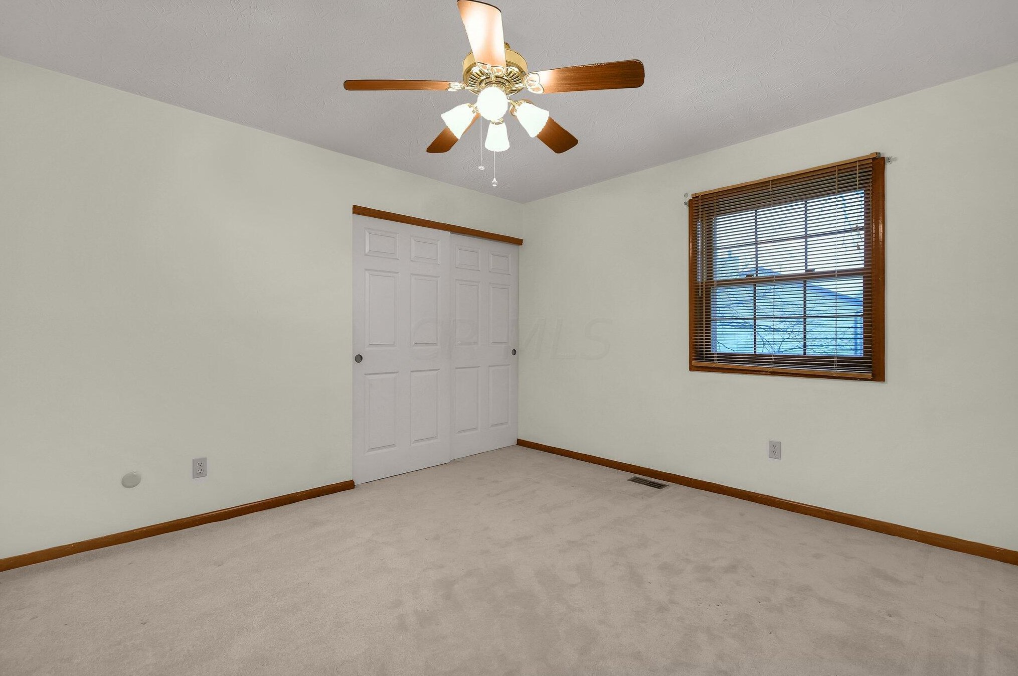 1261 Youngland Dr, Columbus OH 43228-9599 exterior