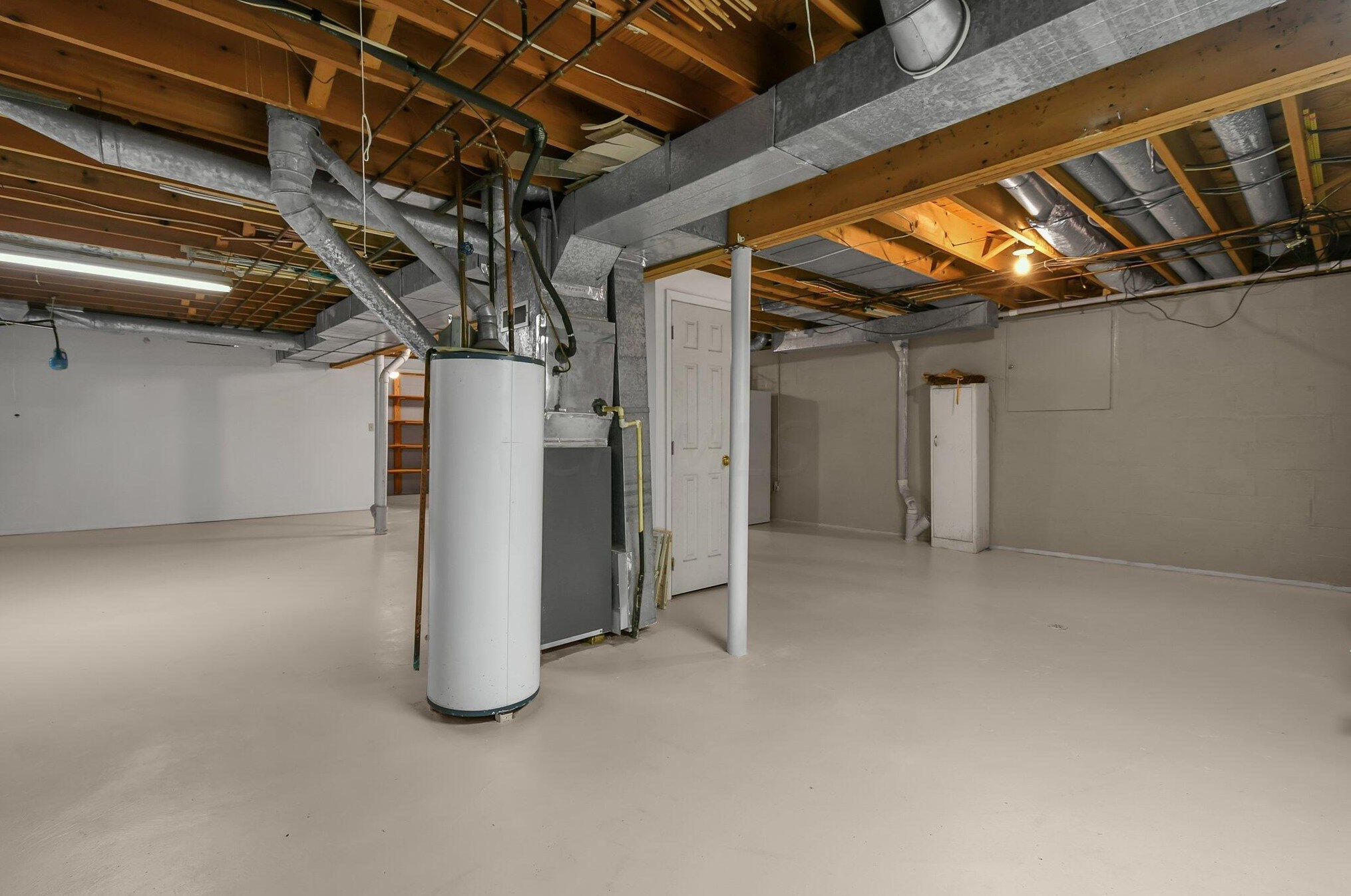 1261 Youngland Dr, Columbus OH 43228-9599 exterior