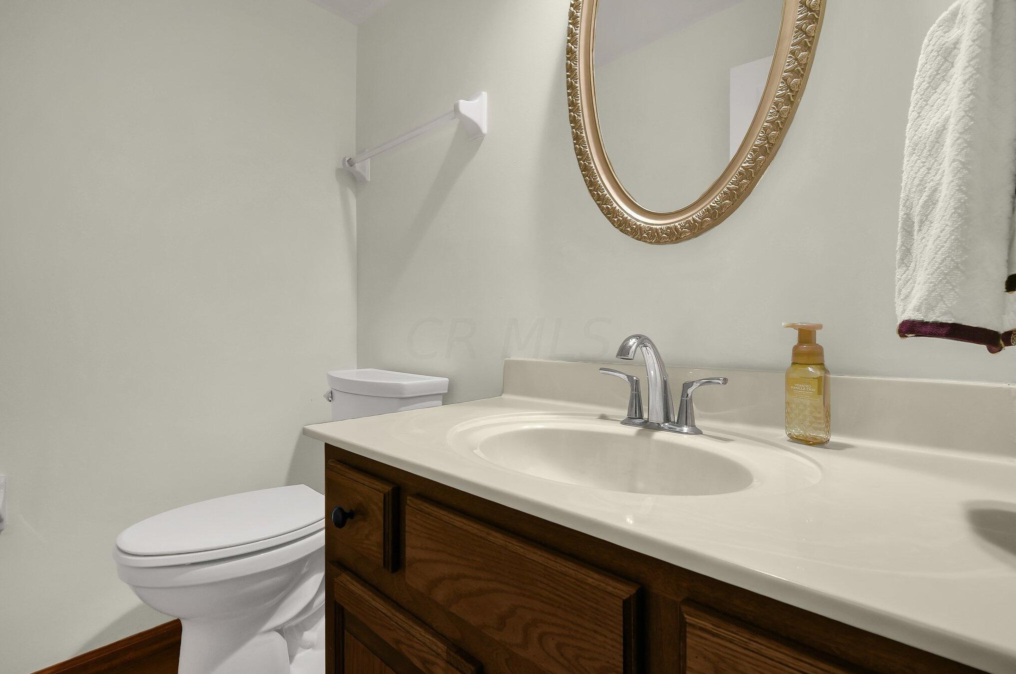 1261 Youngland Dr, Columbus OH 43228-9599 exterior