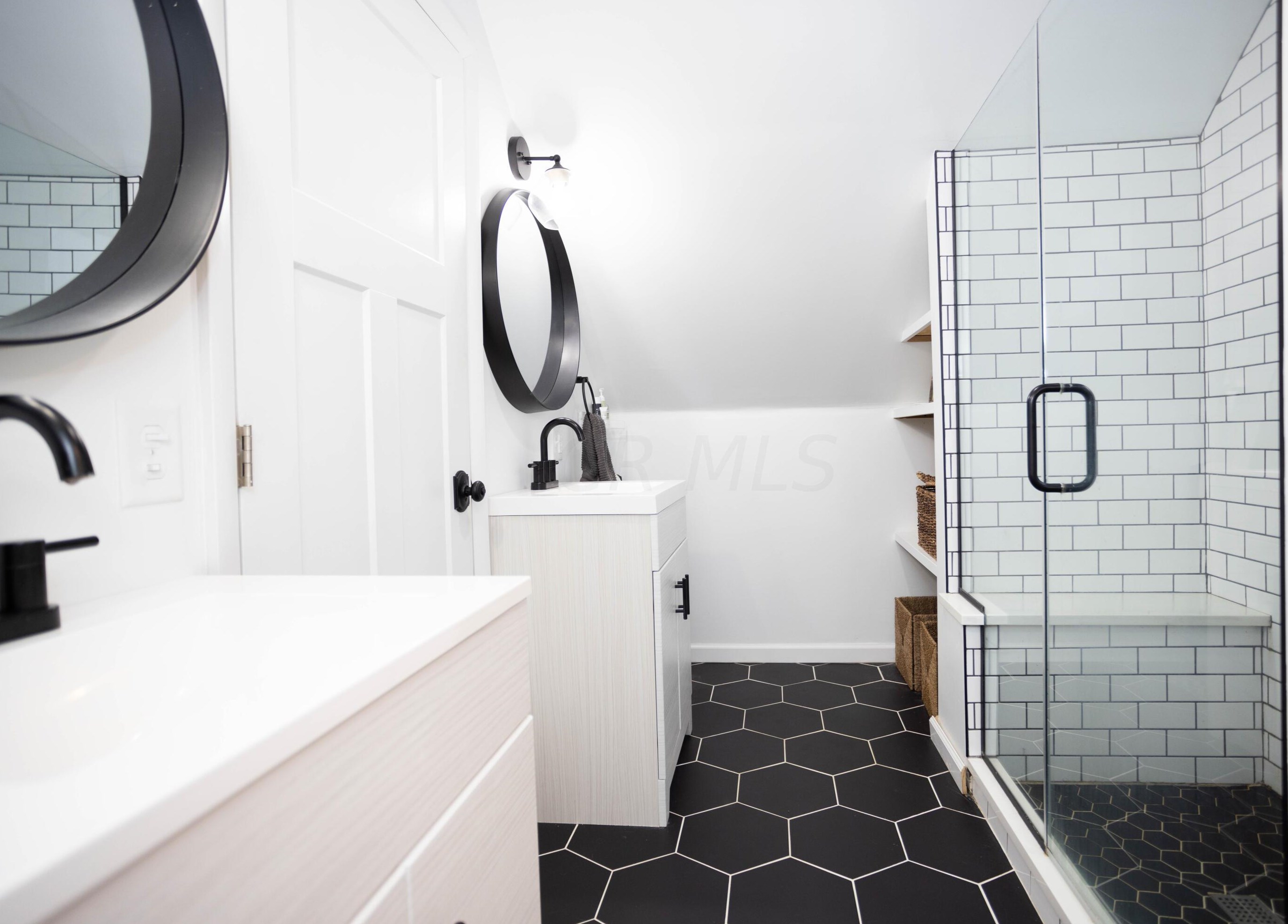 720 Dominion Blvd, Columbus OH  43214-2277 exterior