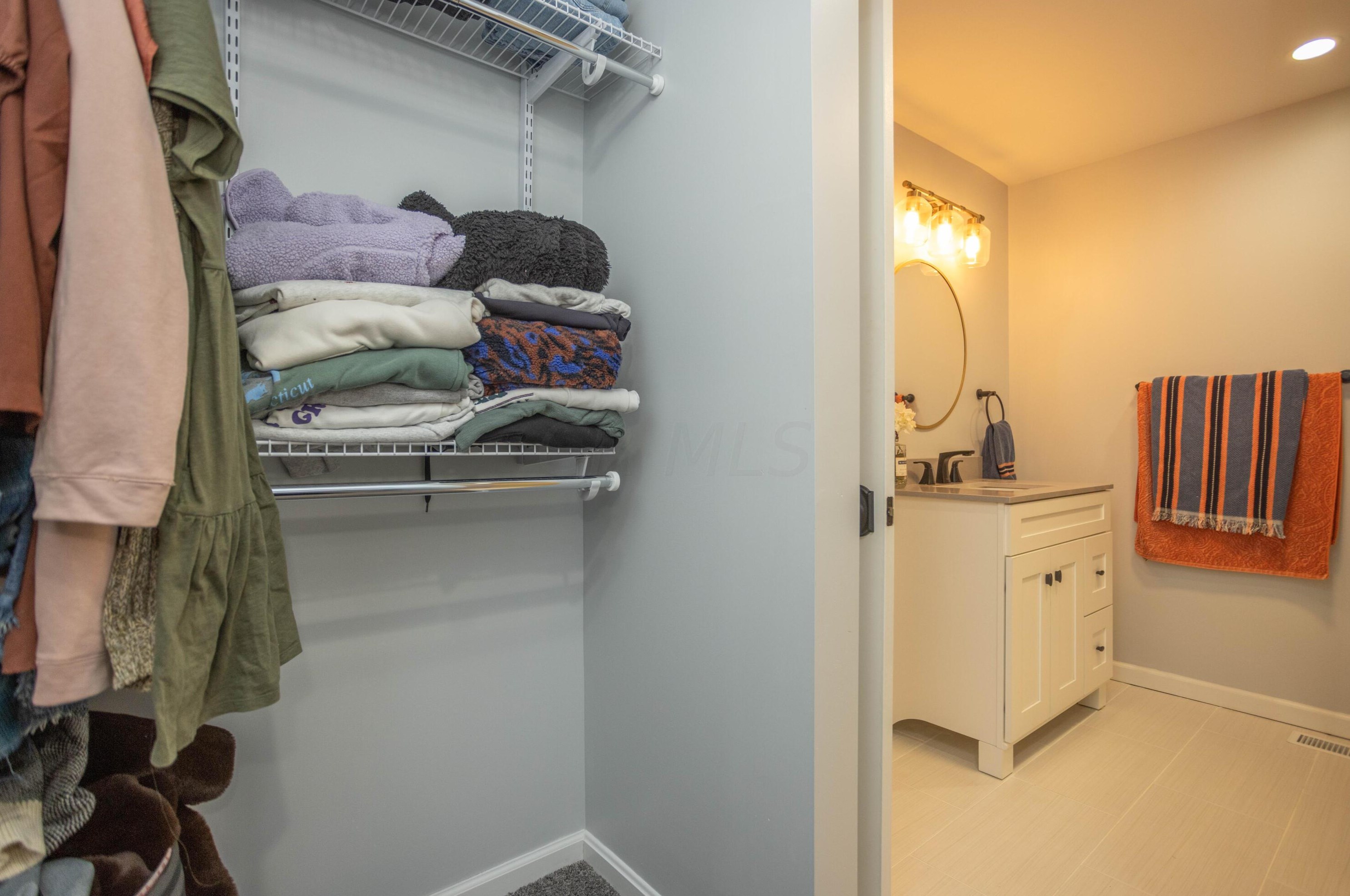 720 Dominion Blvd, Columbus OH  43214-2277 exterior