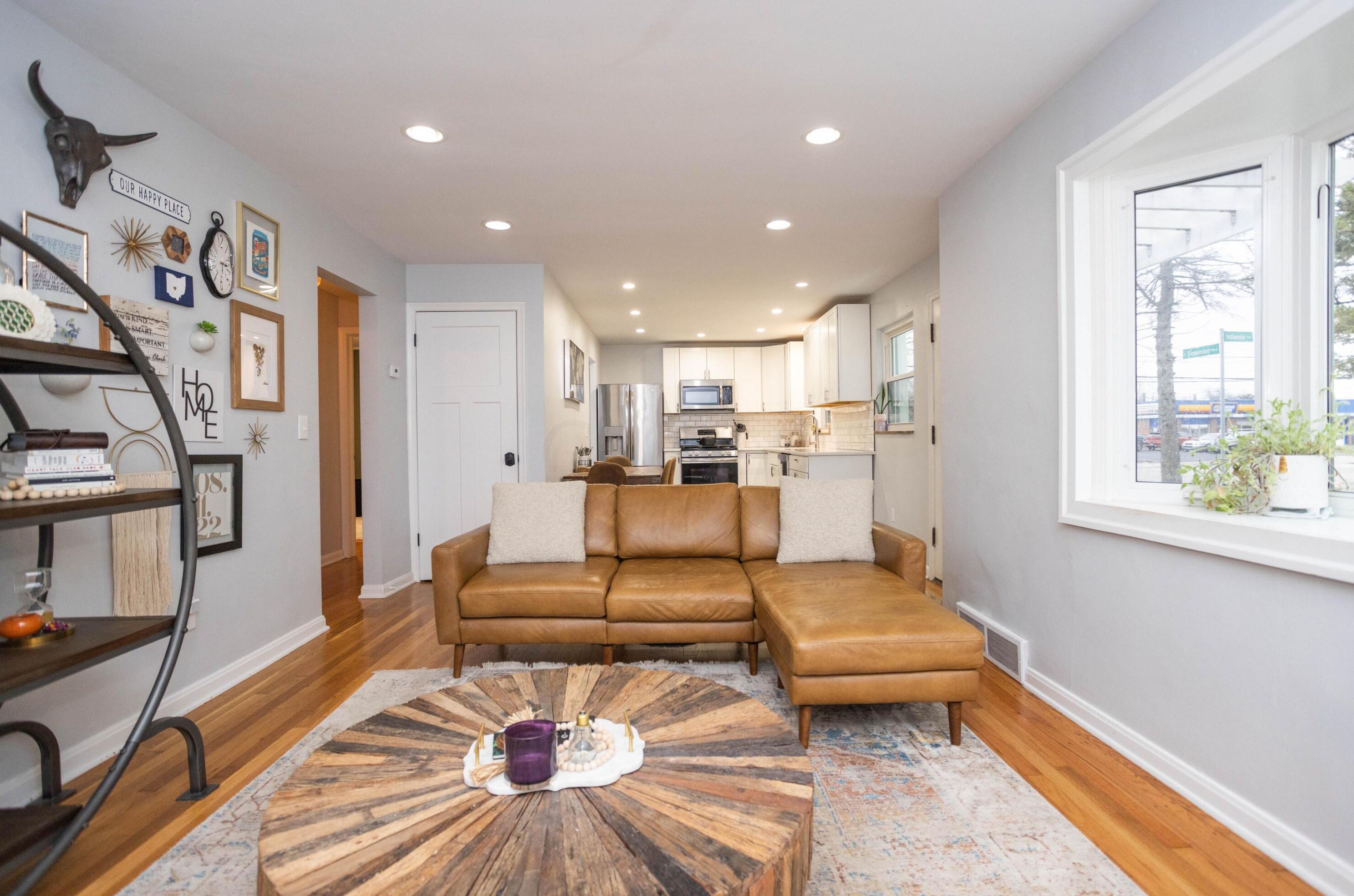 720 Dominion Blvd, Columbus OH  43214-2277 exterior