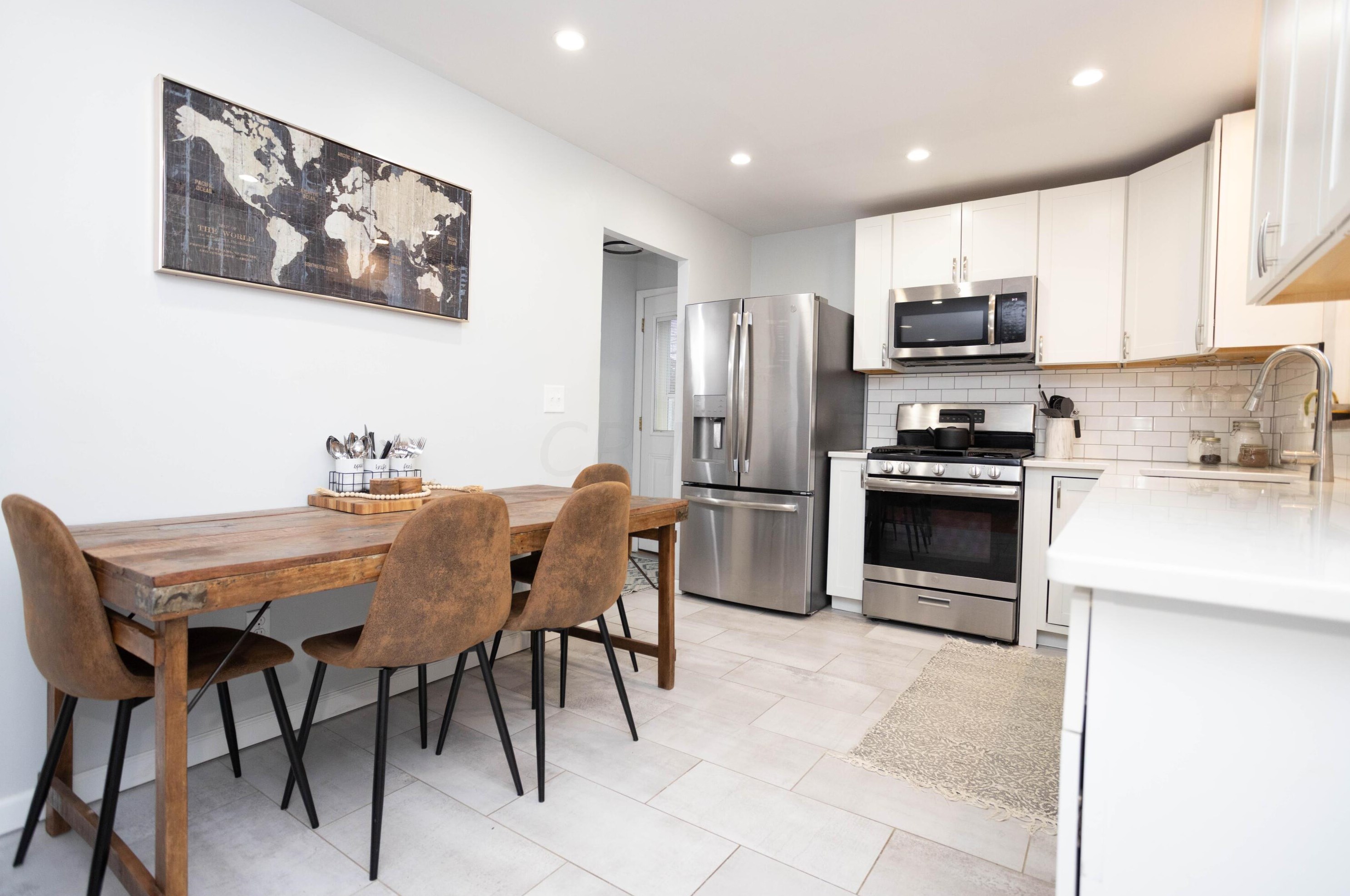 720 Dominion Blvd, Columbus OH  43214-2277 exterior