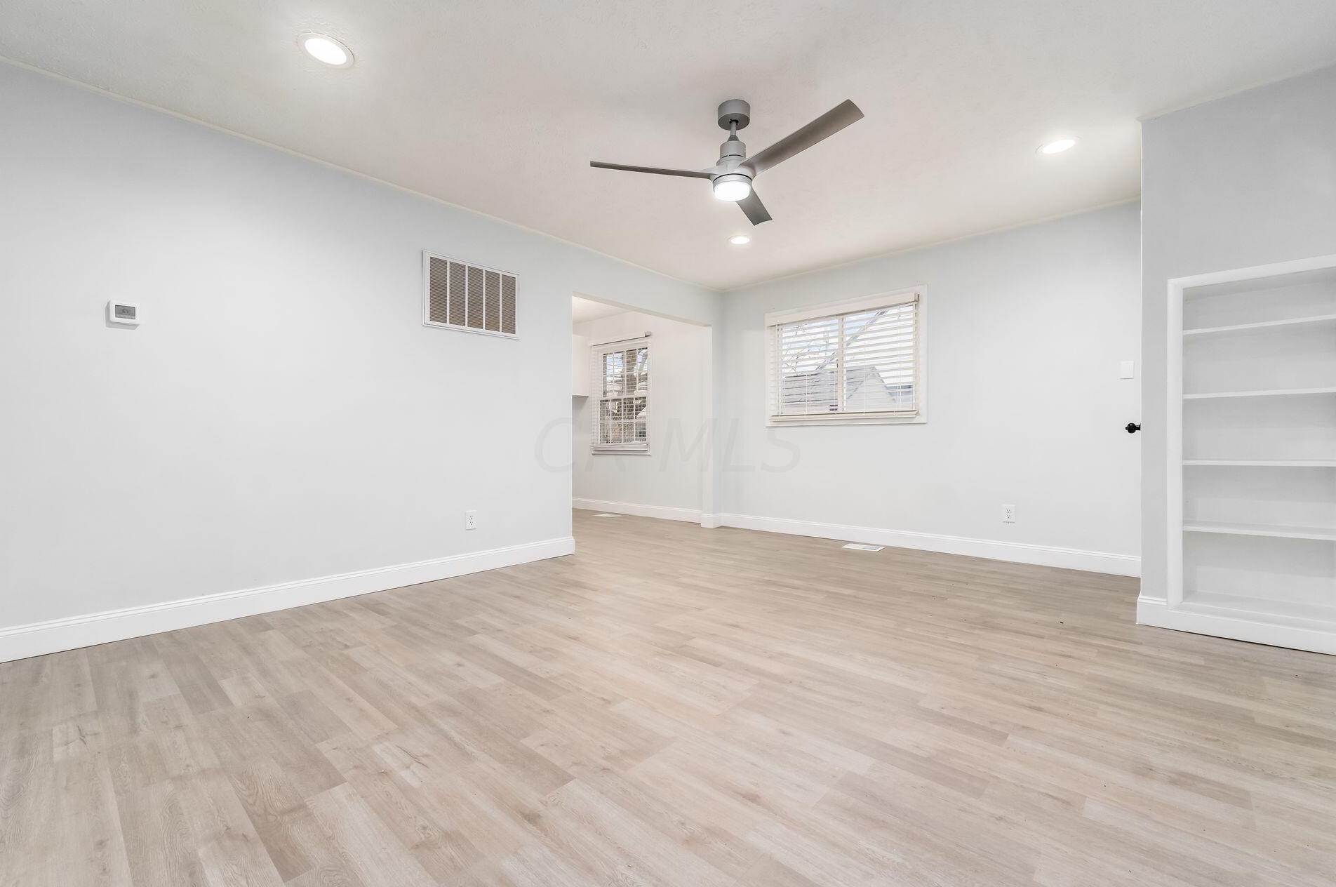 4963 Dimson Dr, Columbus OH  43213-2413 exterior