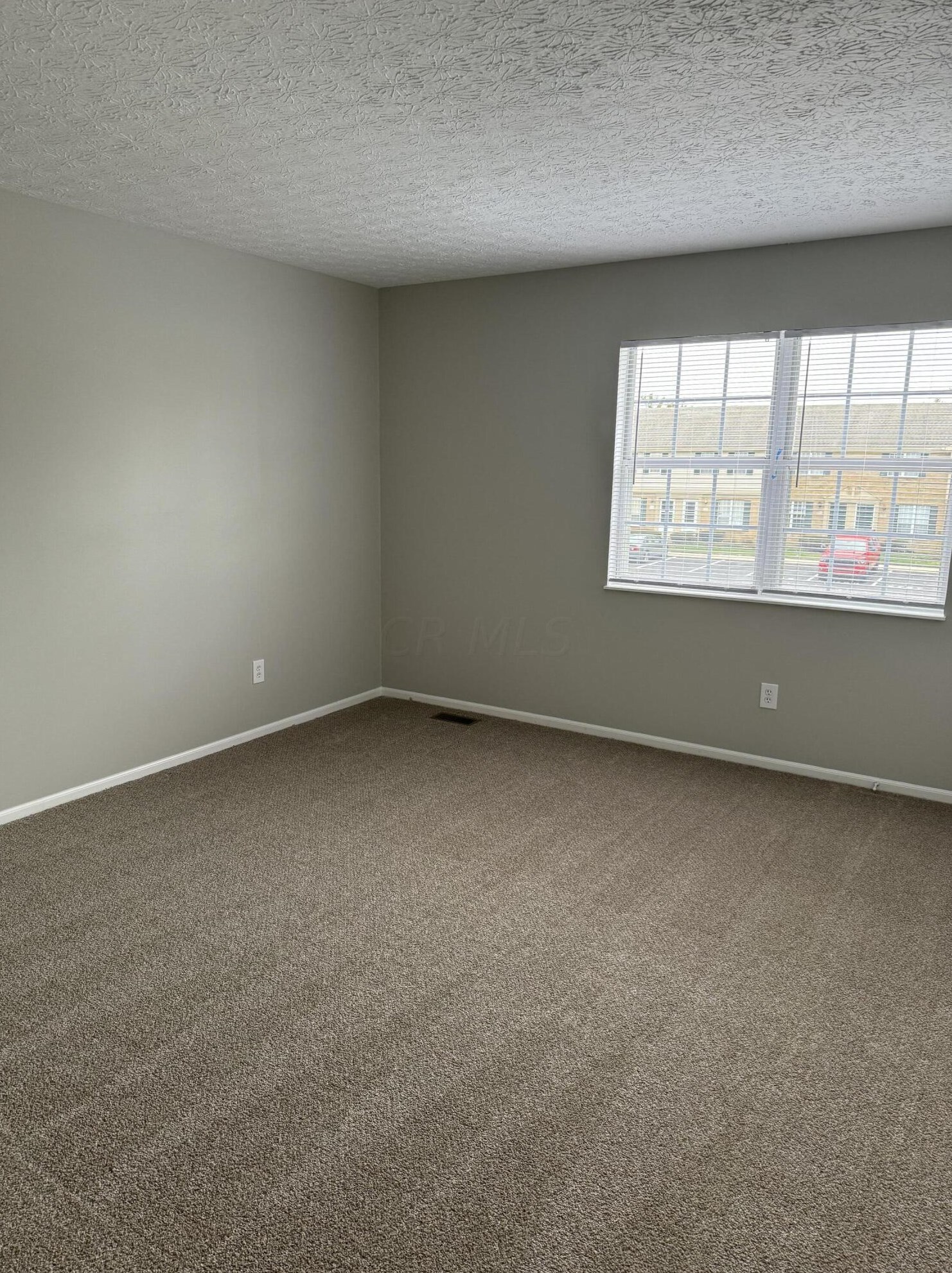 7760 Hansgrove Ct, Dublin OH  43016-9263 exterior