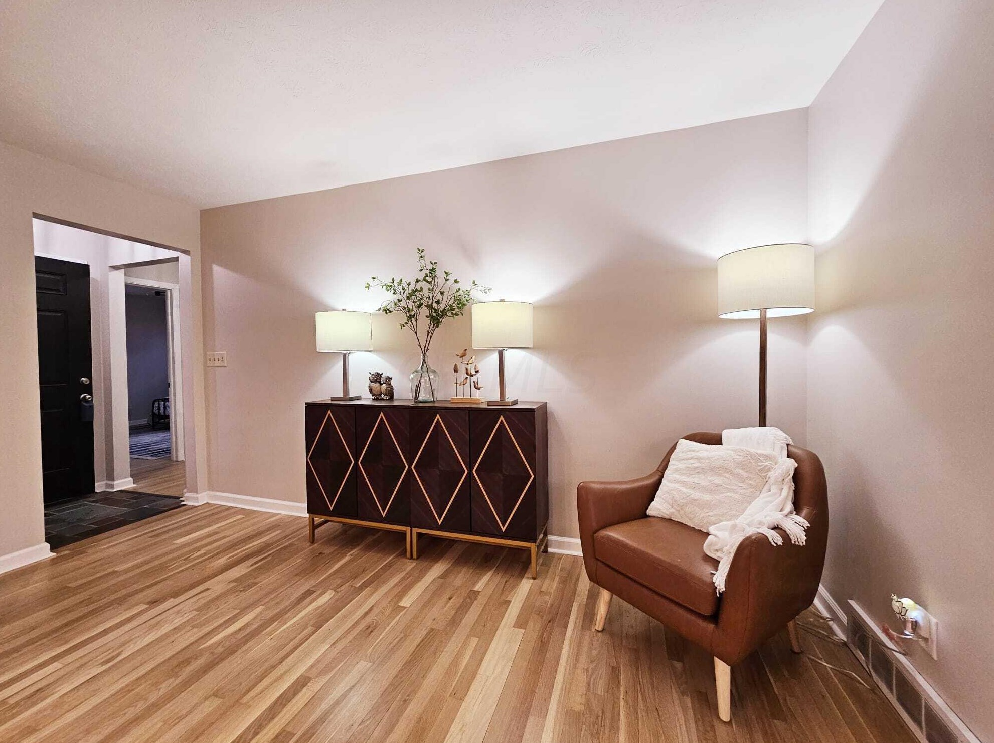 4813 Ridgerun Dr, Columbus OH  43229-6416 exterior