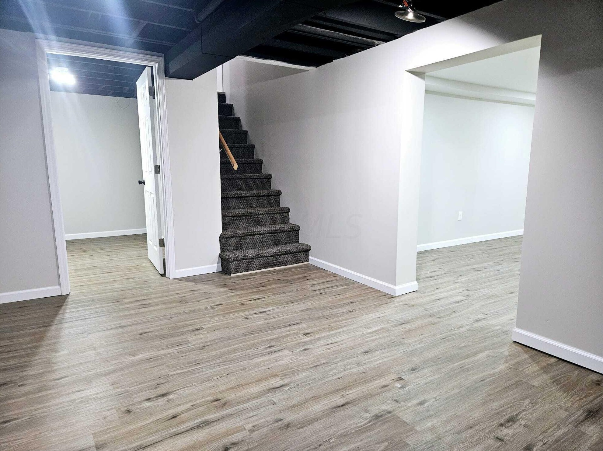 4813 Ridgerun Dr, Columbus OH  43229-6416 exterior