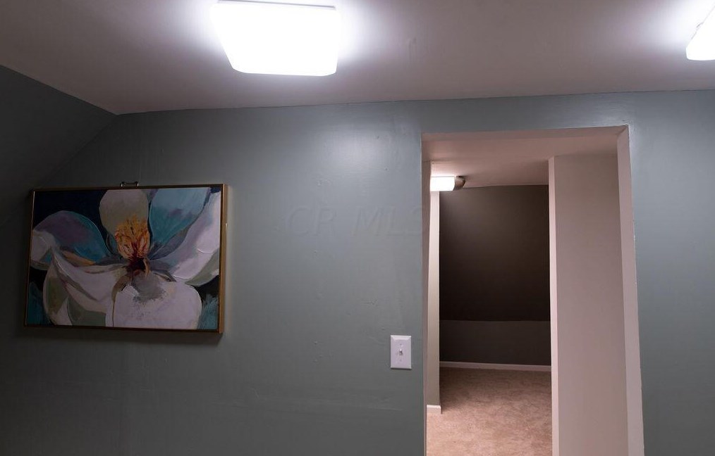 28 Wheatland Ave, Columbus OH  43204-3266 exterior