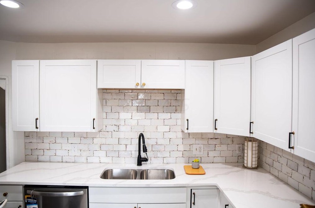 28 Wheatland Ave, Columbus OH  43204-3266 exterior