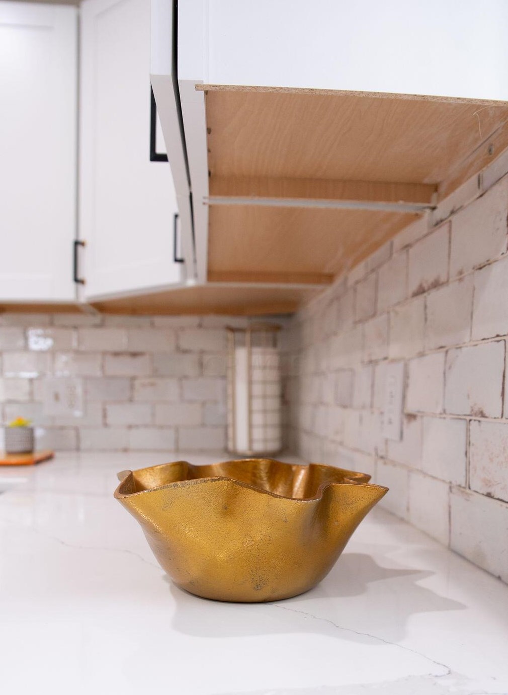 28 Wheatland Ave, Columbus OH  43204-3266 exterior