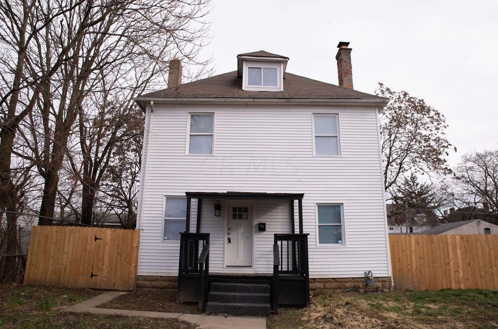 28 Wheatland Ave, Columbus OH  43204-3266 exterior