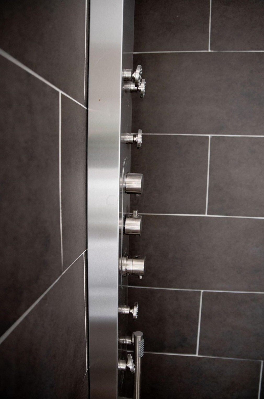 28 Wheatland Ave, Columbus OH  43204-3266 exterior