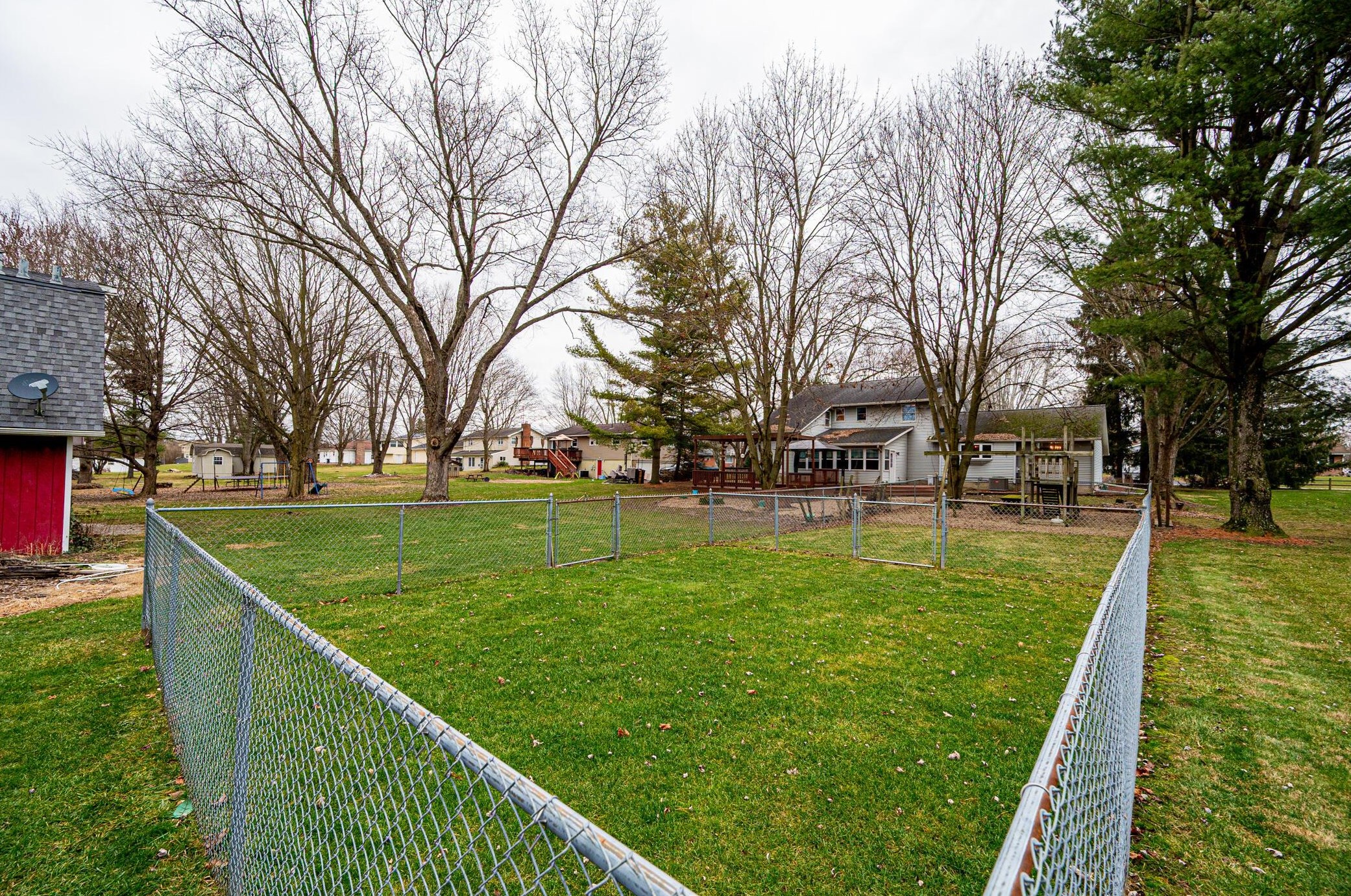 2905 Scenic Dr, Marion OH  43302-8386 exterior