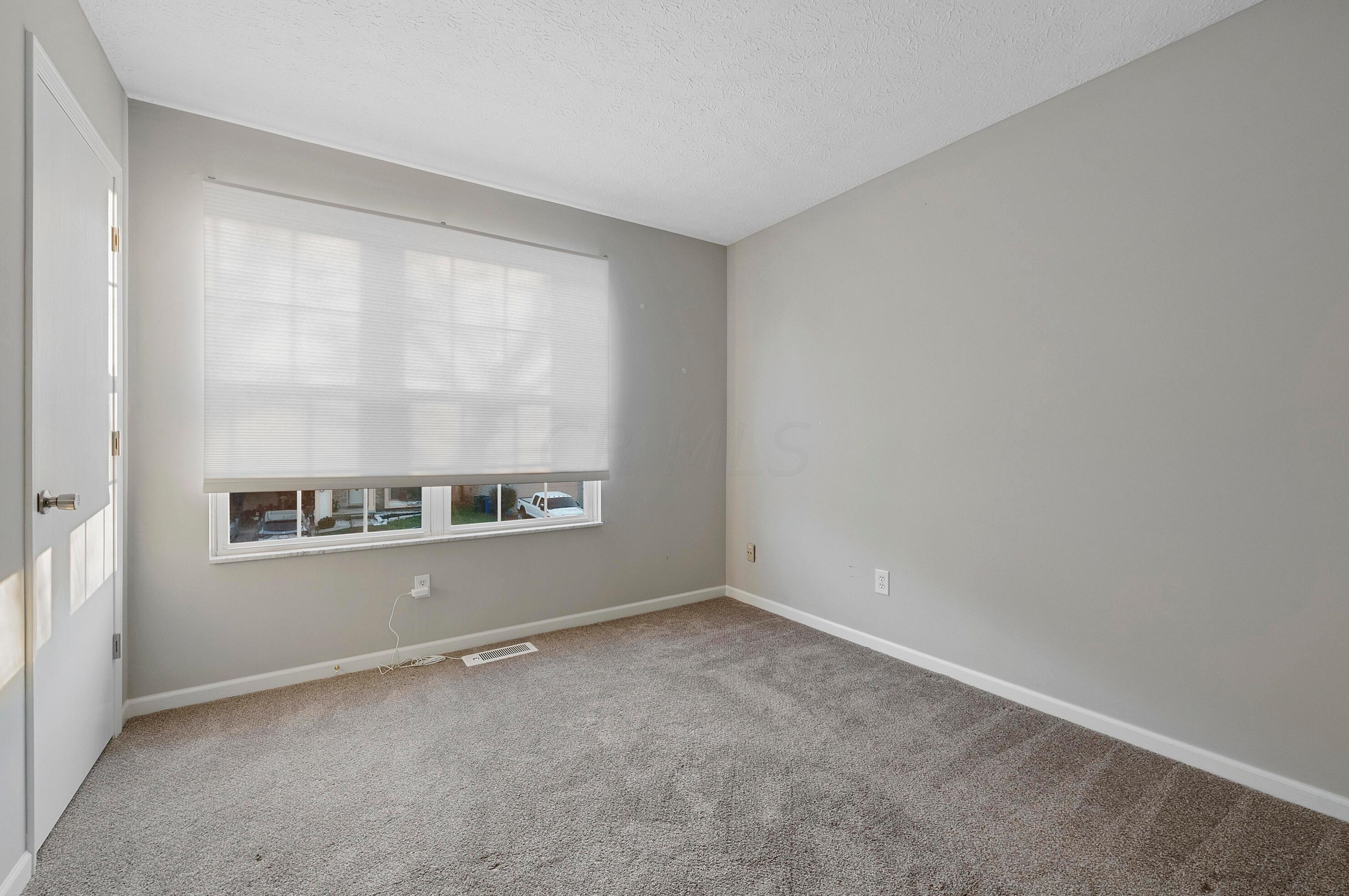 6994 Weurful Dr, Cnl Wnchstr OH  43110-8444 exterior