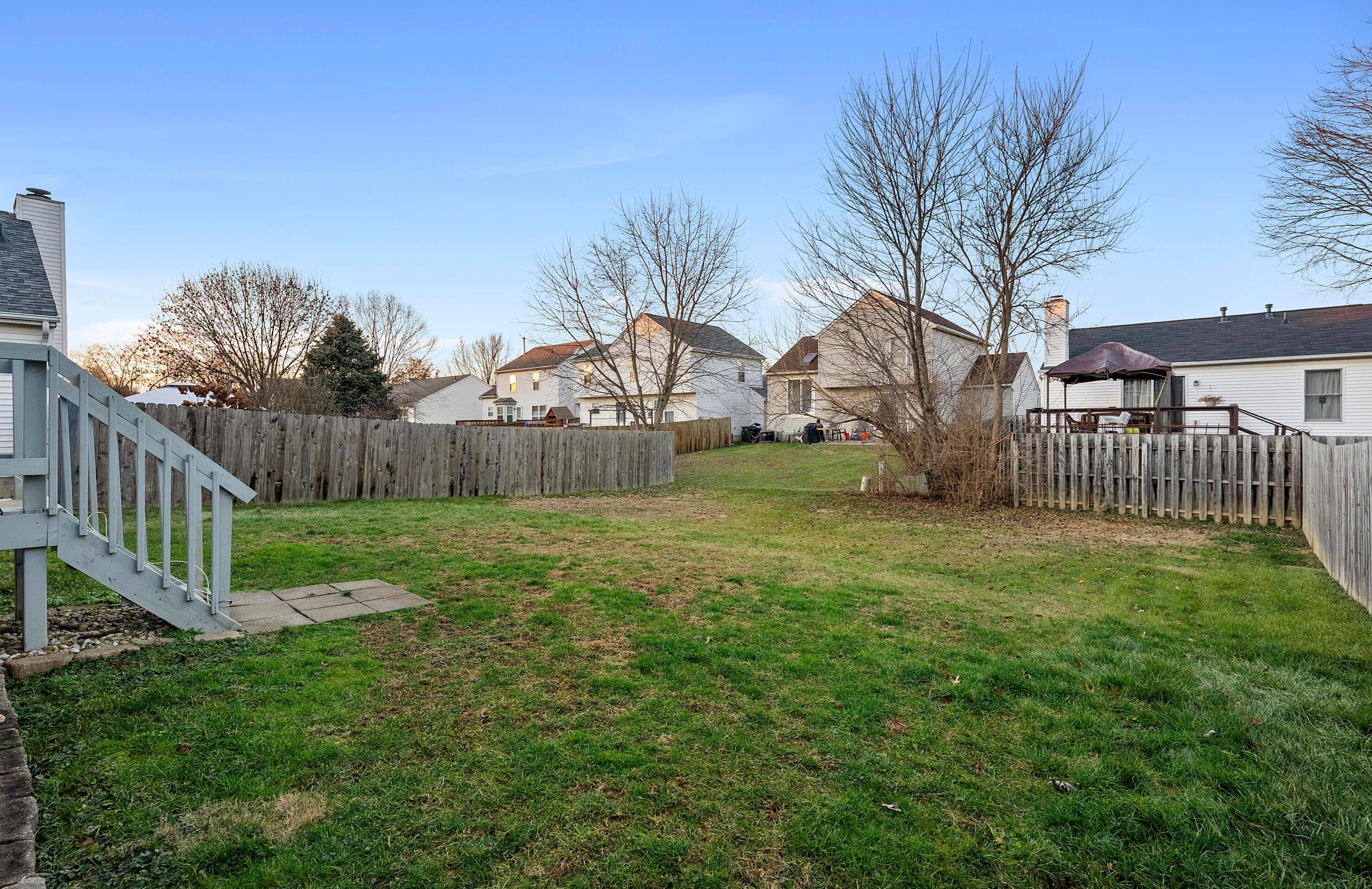 6994 Weurful Dr, Cnl Wnchstr OH  43110-8444 exterior