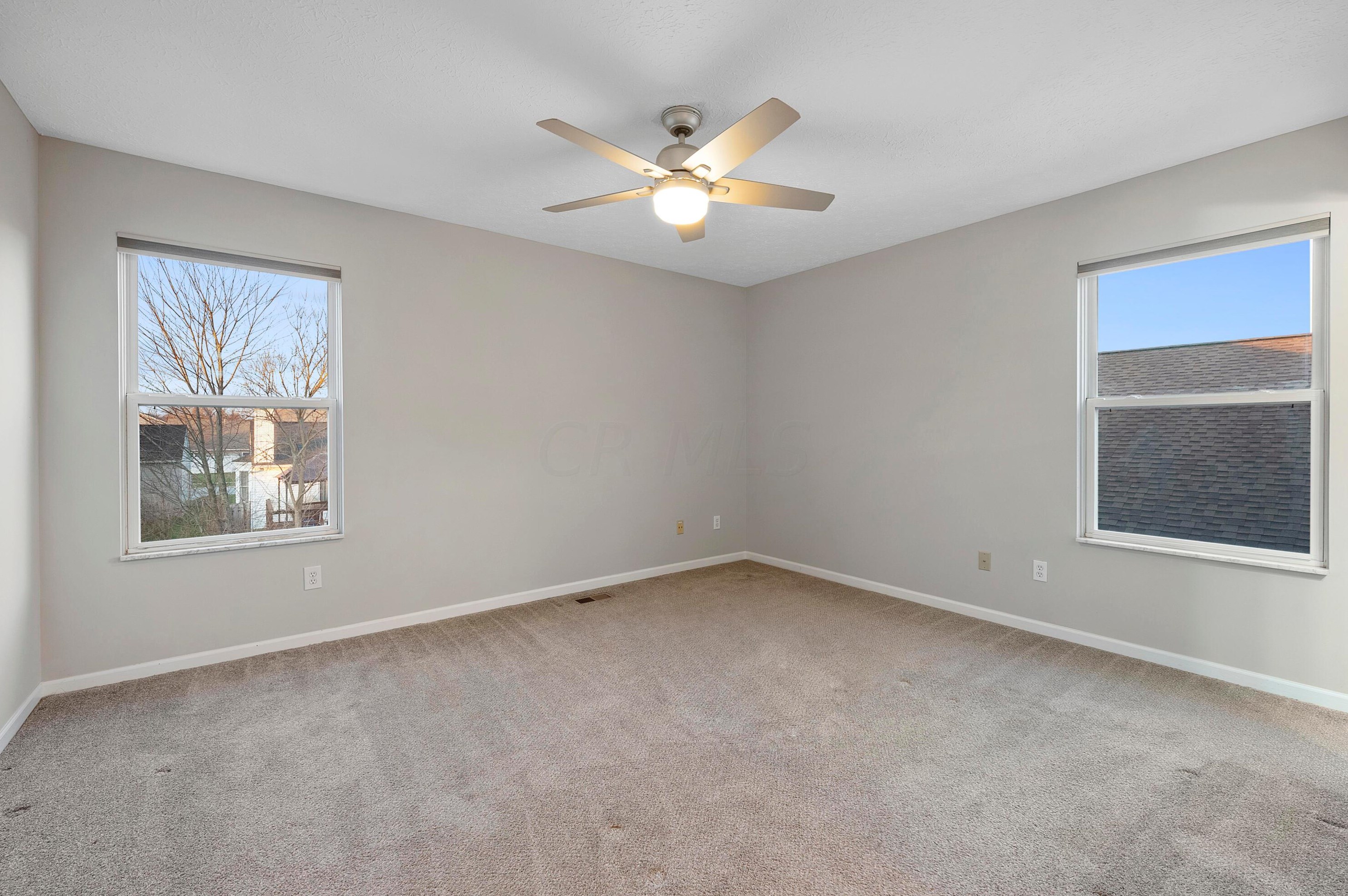 6994 Weurful Dr, Cnl Wnchstr OH  43110-8444 exterior