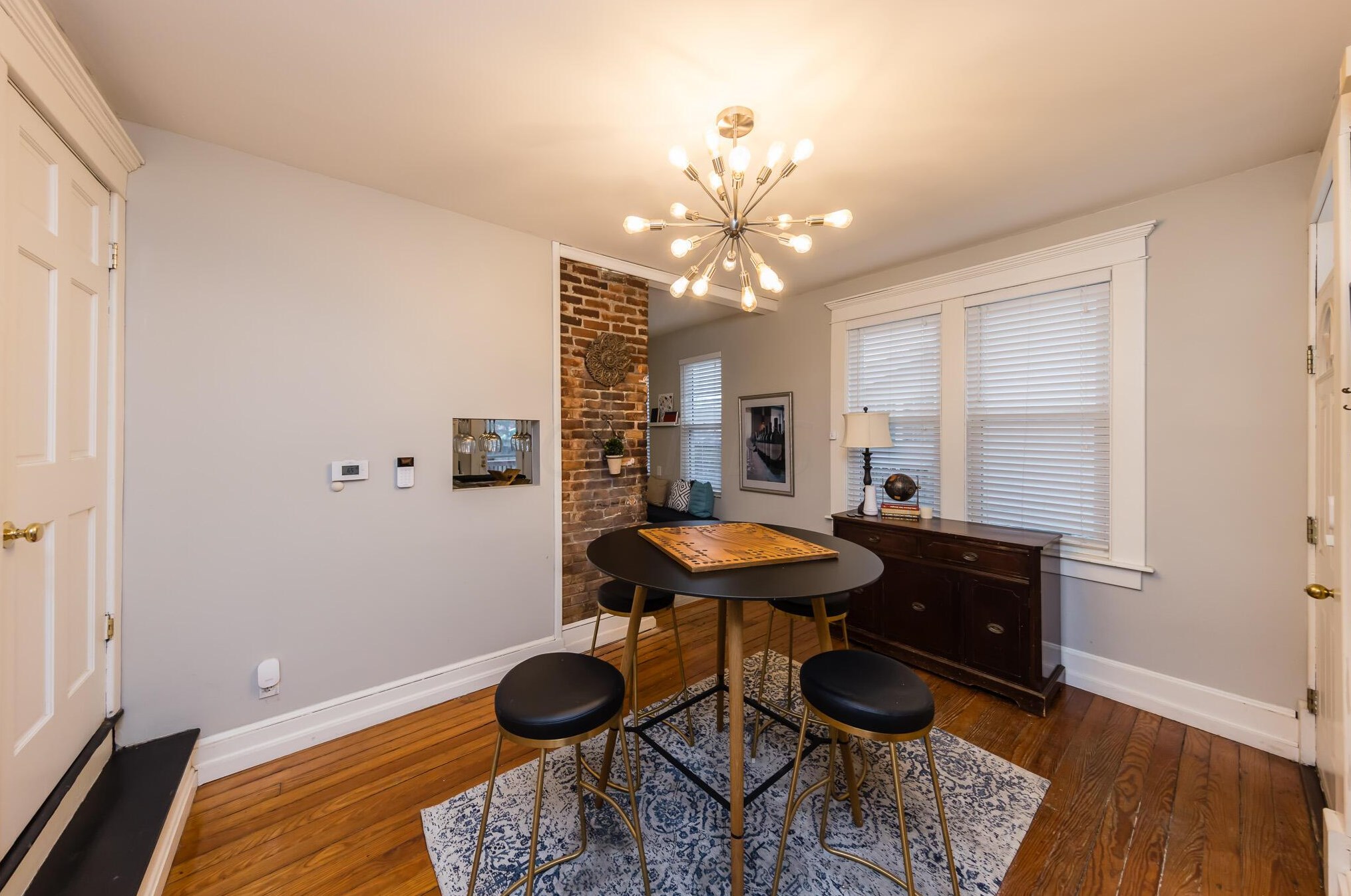 448 Deshler Ave, Columbus OH 43206-2717 exterior