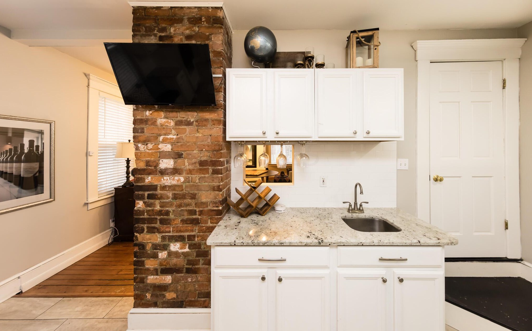 448 Deshler Ave, Columbus OH 43206-2717 exterior