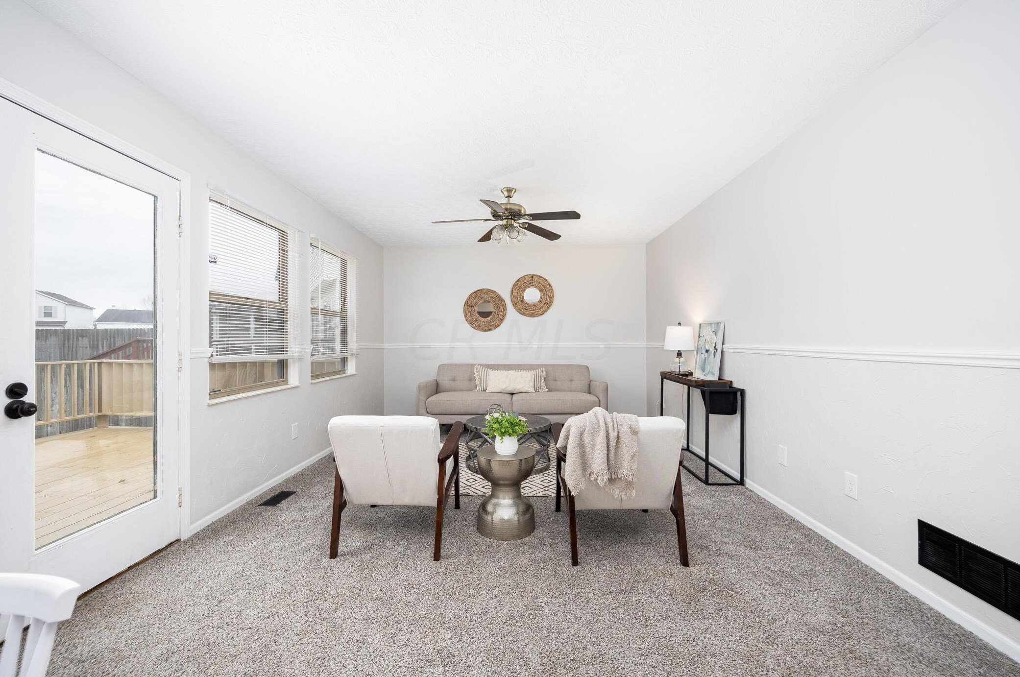 3200 Southern Hills Dr, Pickerington OH  43147-8652 exterior