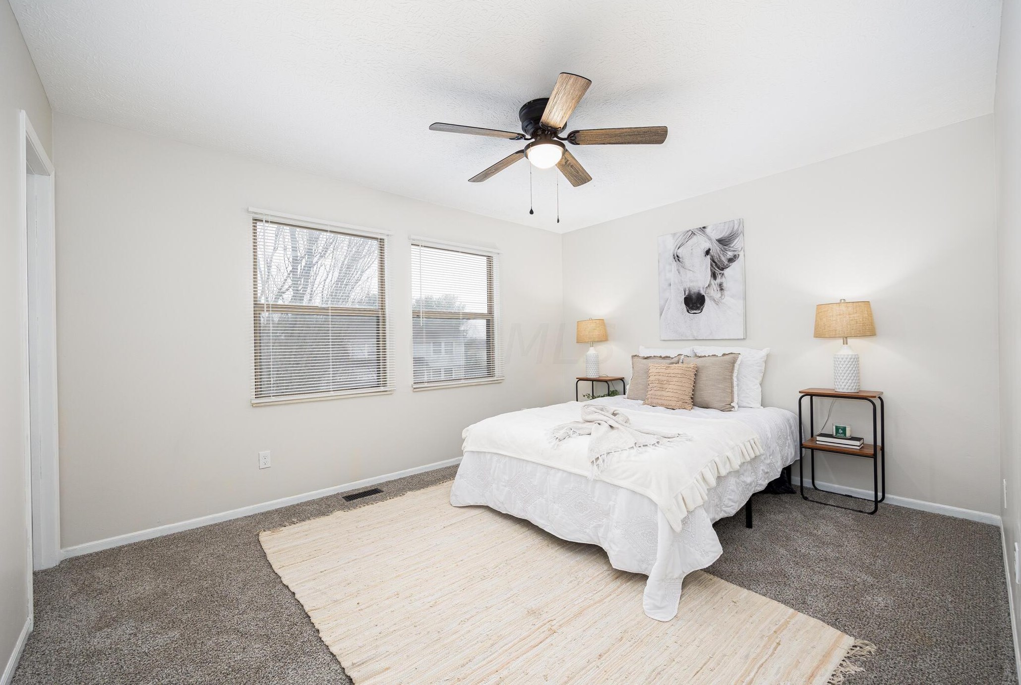 3200 Southern Hills Dr, Pickerington OH  43147-8652 exterior