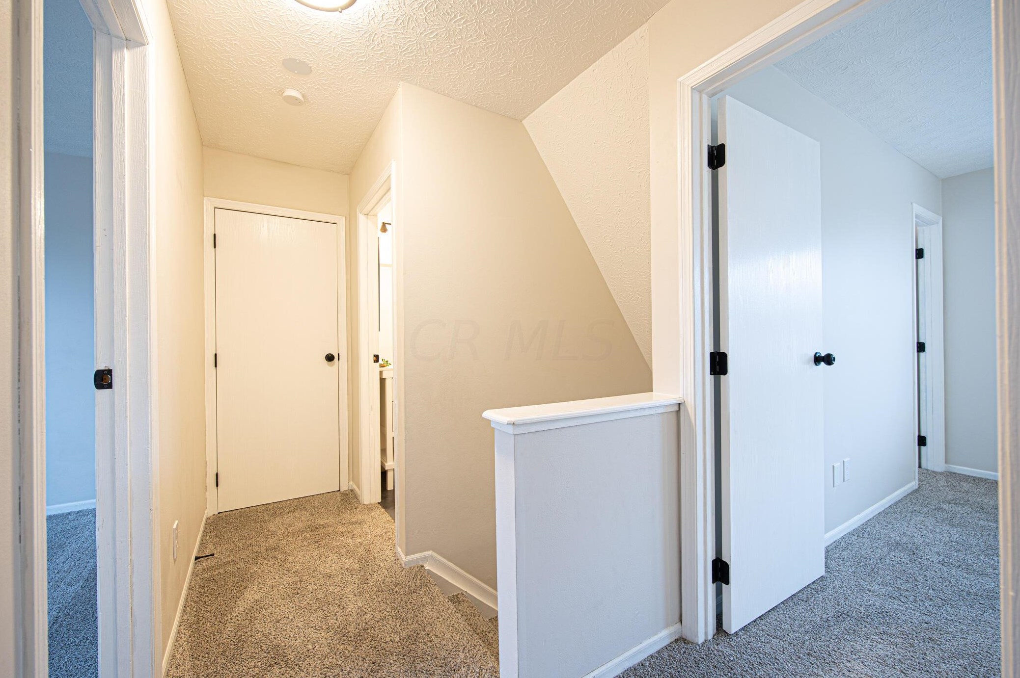 3200 Southern Hills Dr, Pickerington OH  43147-8652 exterior