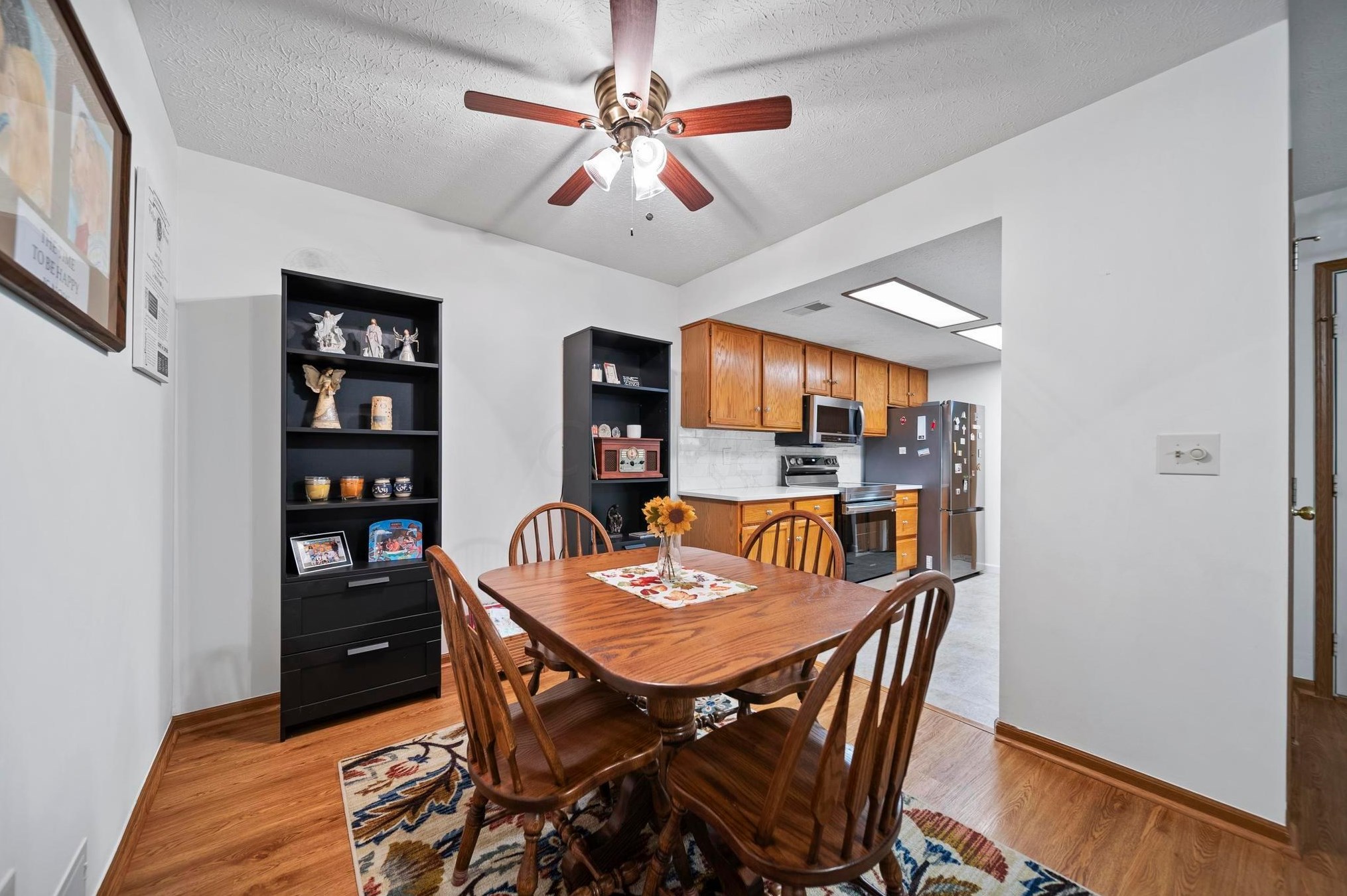 5544 Parkshire Dr, Columbus OH 43229-9352 exterior