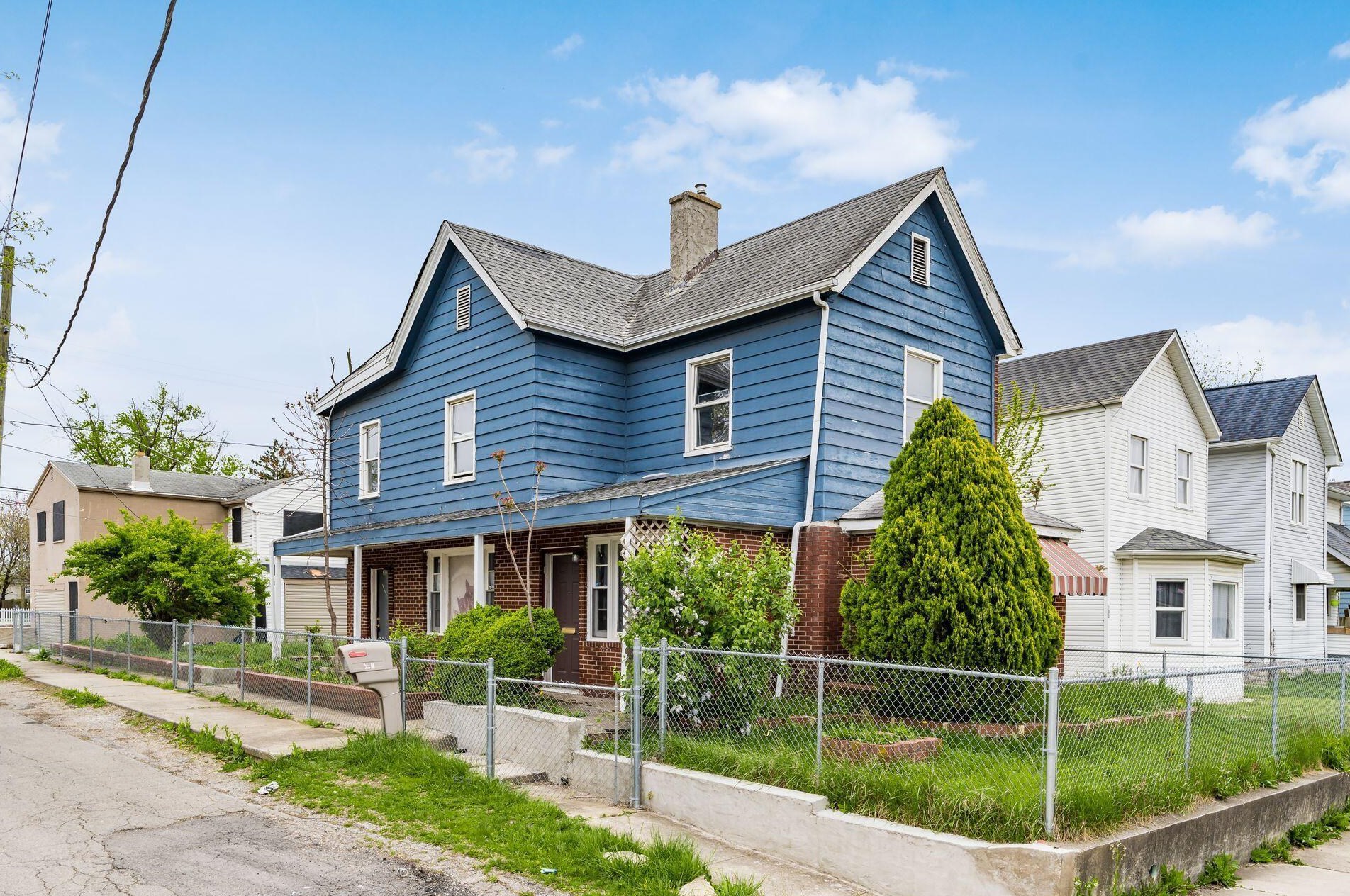 98 Oakley Ave, Columbus OH  43204-3214 exterior