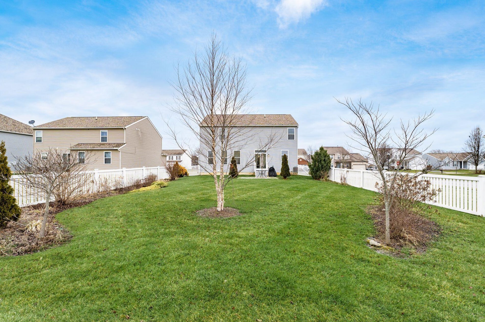 123 Ellington Blvd, Granville OH  43023-9067 exterior