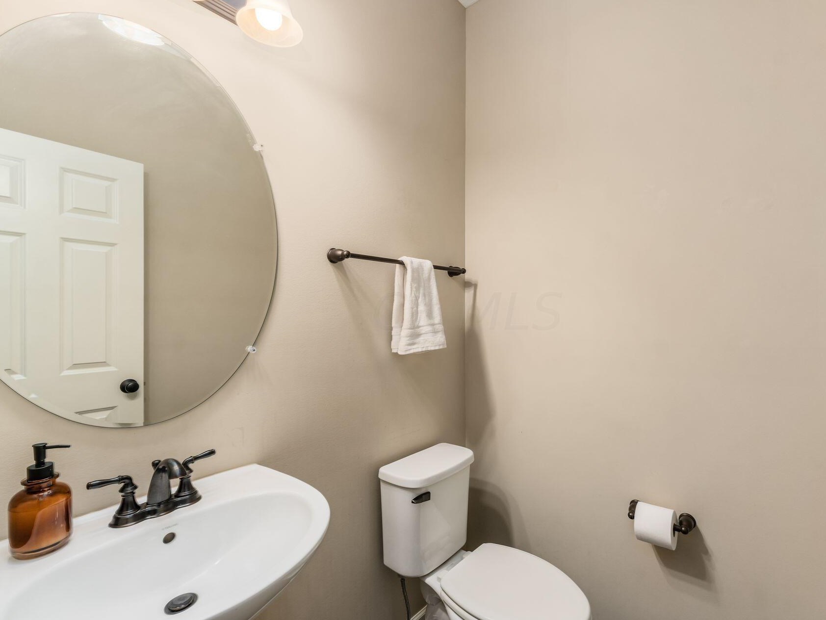 123 Ellington Blvd, Granville OH  43023-9067 exterior