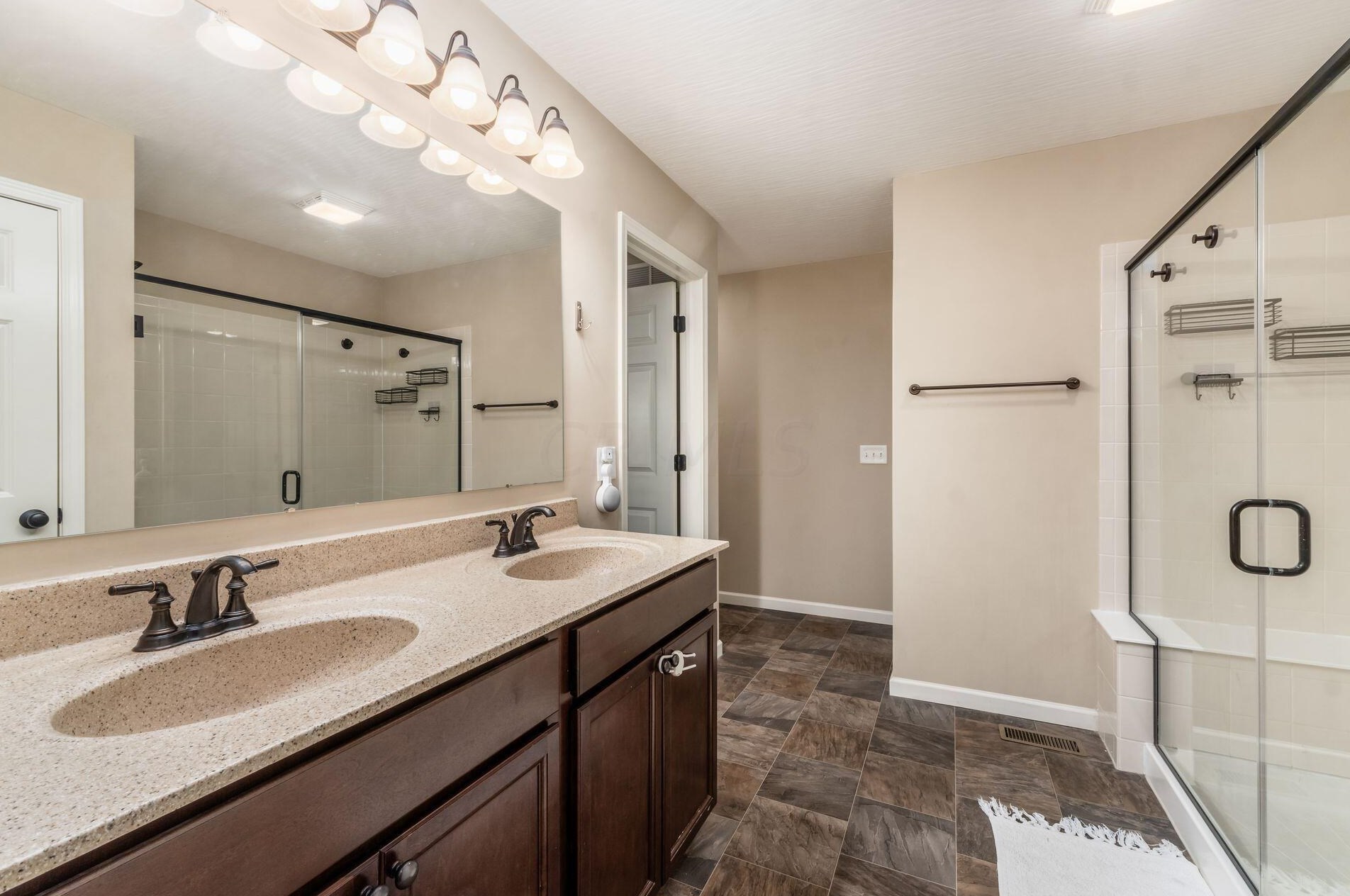 123 Ellington Blvd, Granville OH  43023-9067 exterior