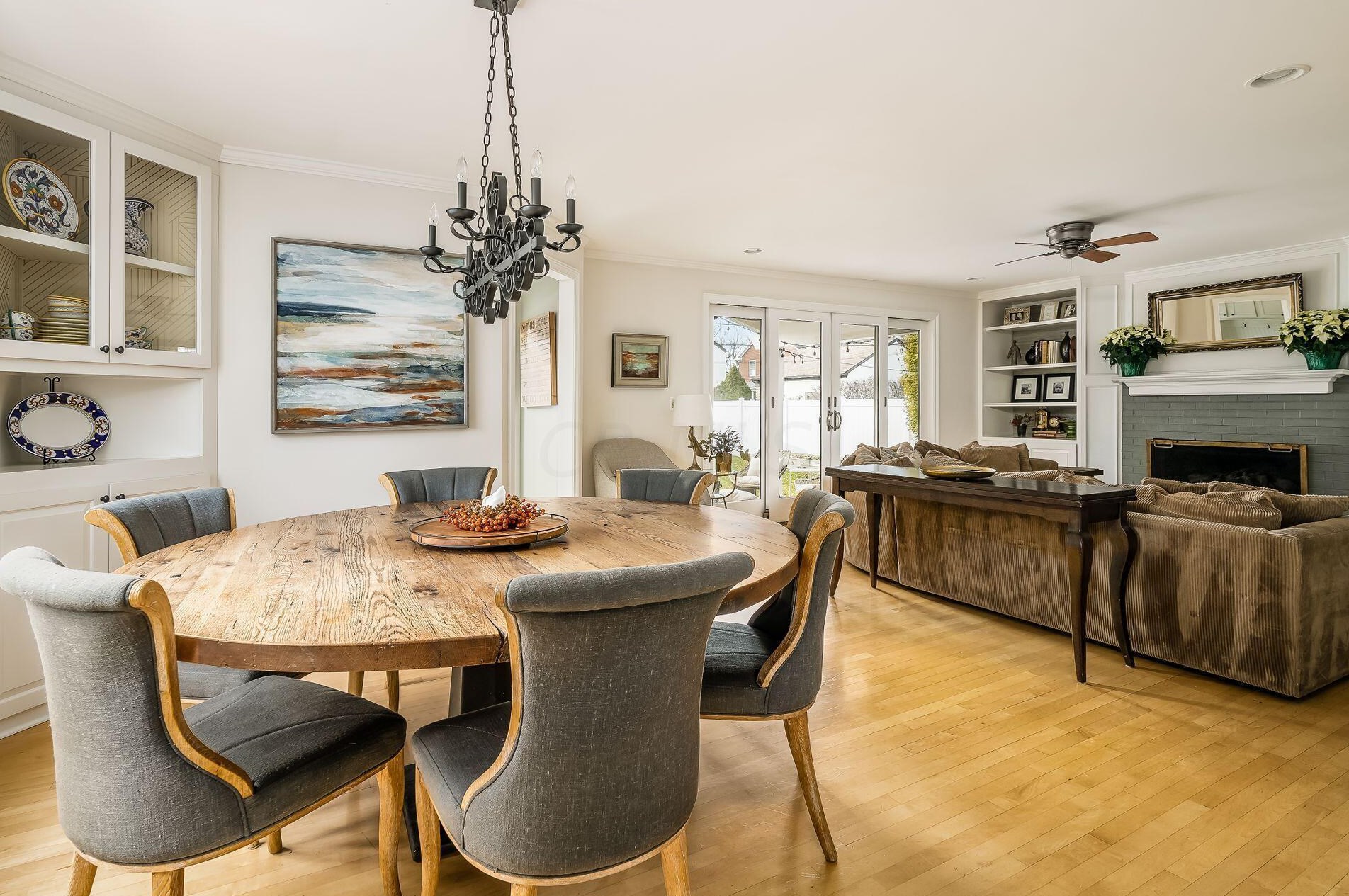 1625 Essex Rd, Columbus OH 43221-3842 exterior