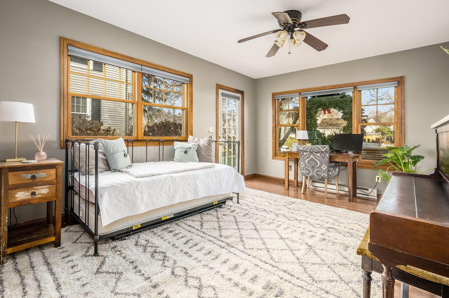 1625 Essex Rd, Columbus OH 43221-3842 exterior